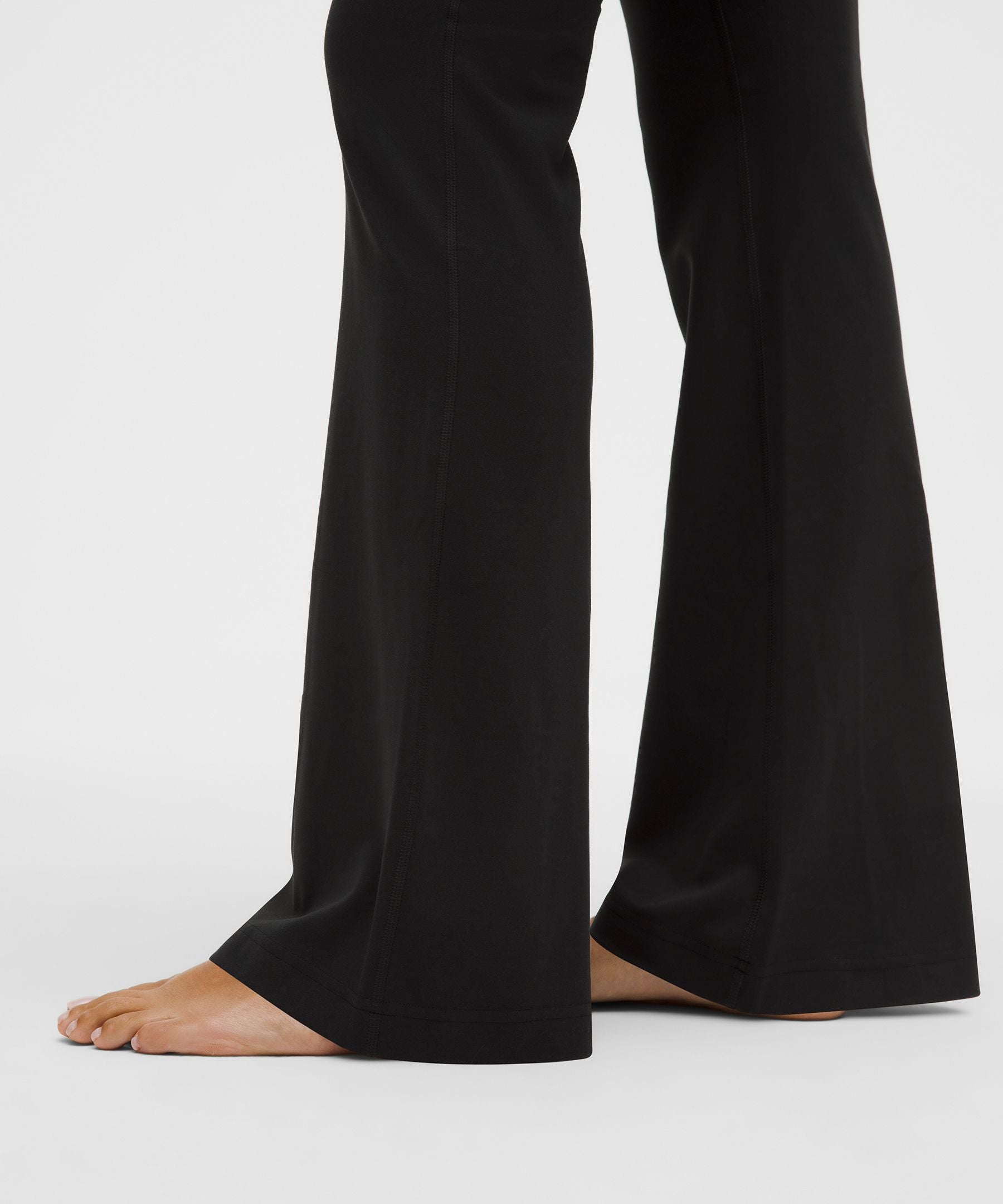 Lululemon Women's Groove High-Rise Flared Pant *Warm