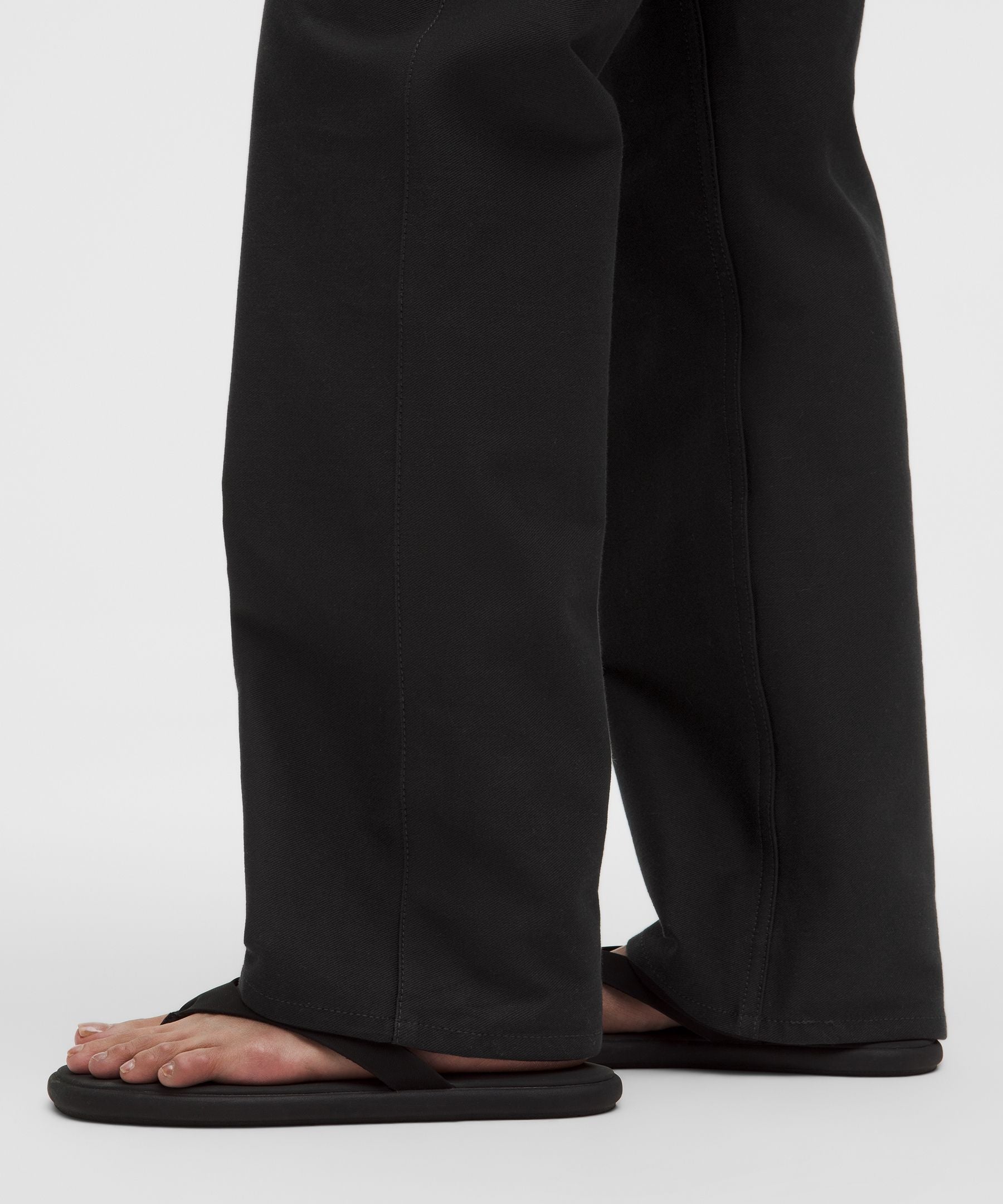 Lululemon Women's EasyFive Mid-Rise Relaxed-Straight Pant *Regular