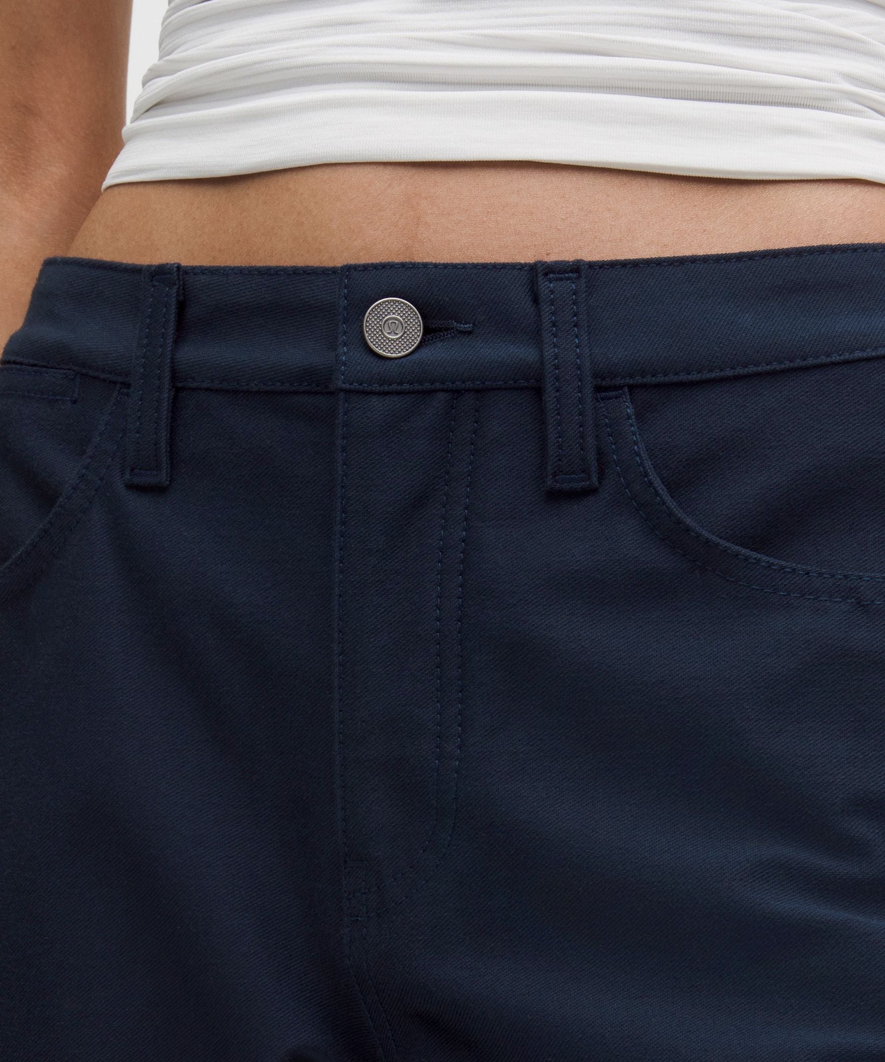Lululemon Women's EasyFive Mid-Rise Relaxed-Straight Pant *Regular