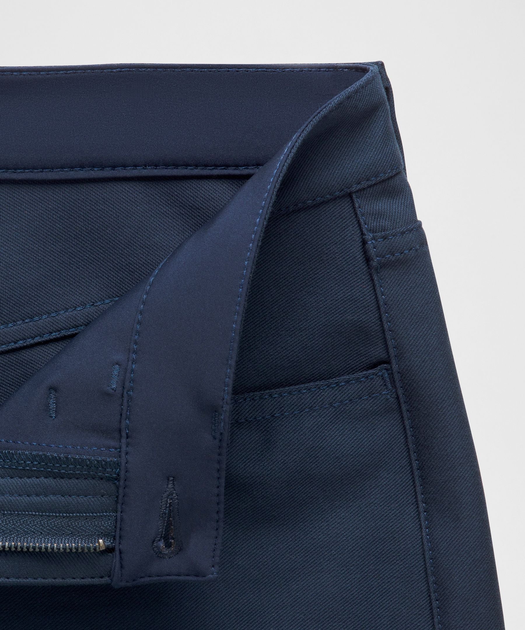 Lululemon Women's EasyFive Mid-Rise Relaxed-Straight Pant *Regular