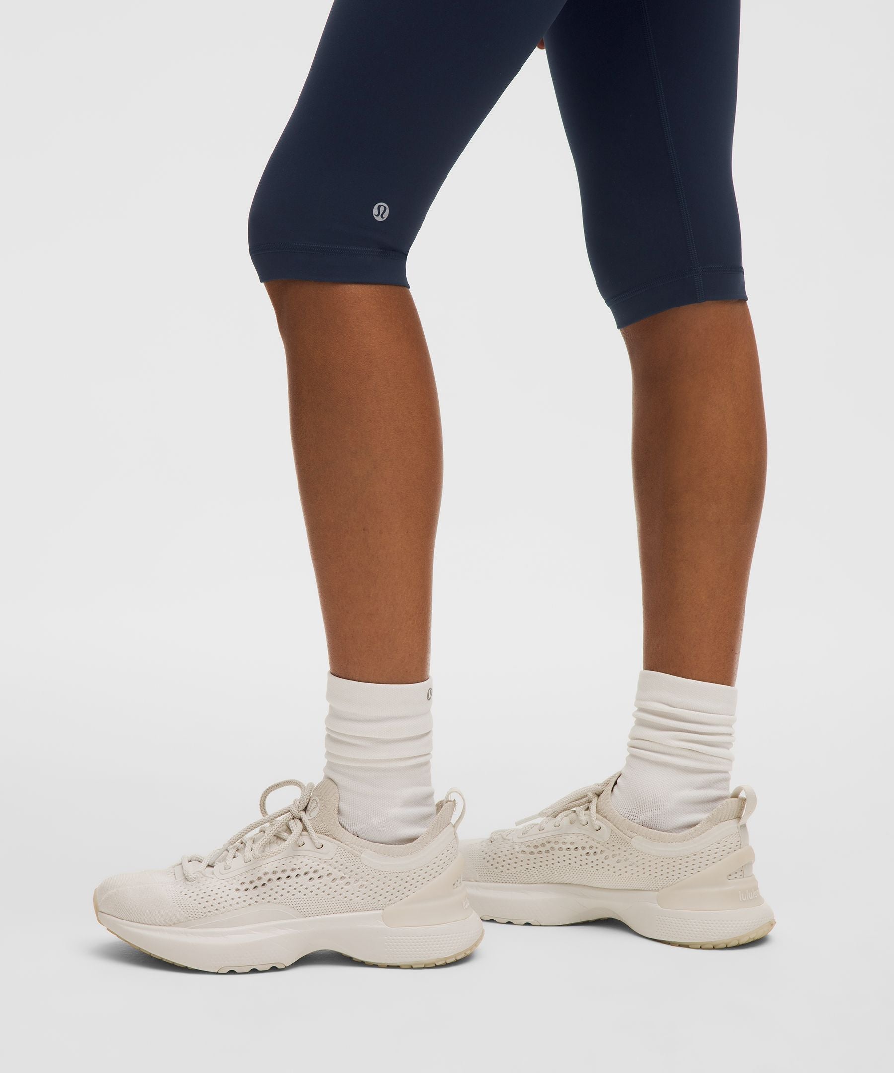Lululemon Women's Wunder Train High-Rise Crop 15"