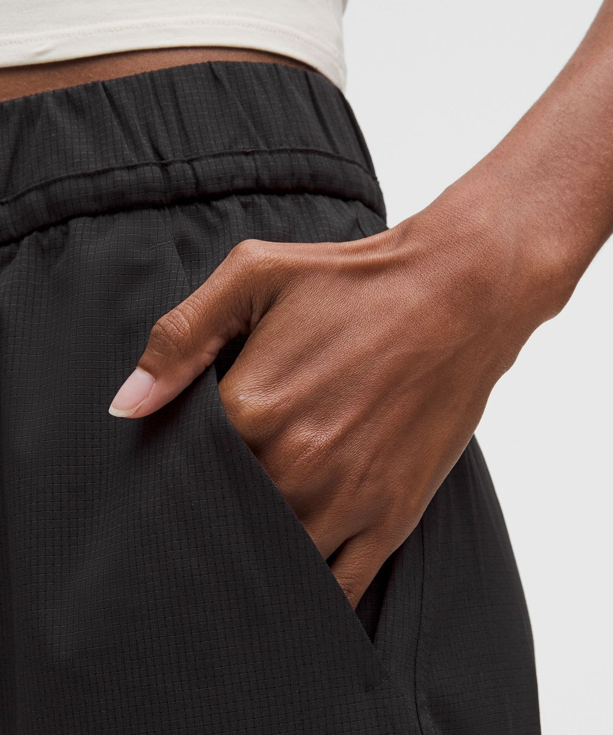 Lululemon Women's WovenAir Cinchable Cuff High-Rise Jogger