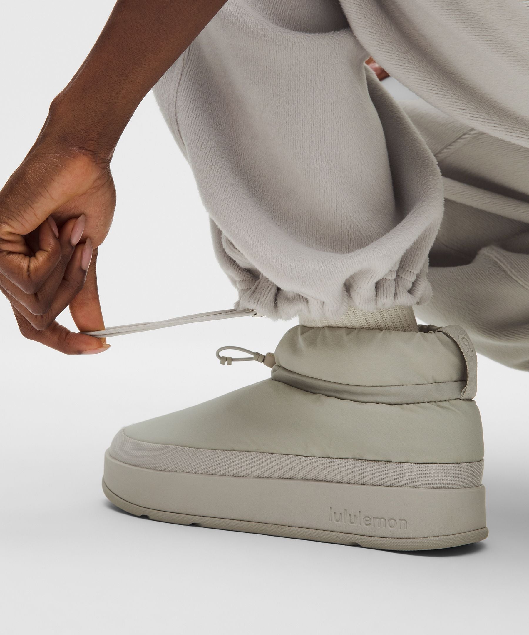 Lululemon Plush Velour Mid-Rise Pant