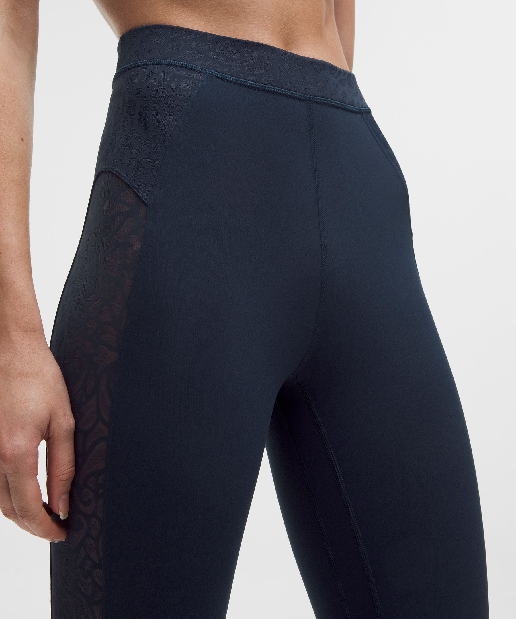Lululemon Women's Paisley Sheer Lace Jacquard Panelled High-Rise Tight 25"