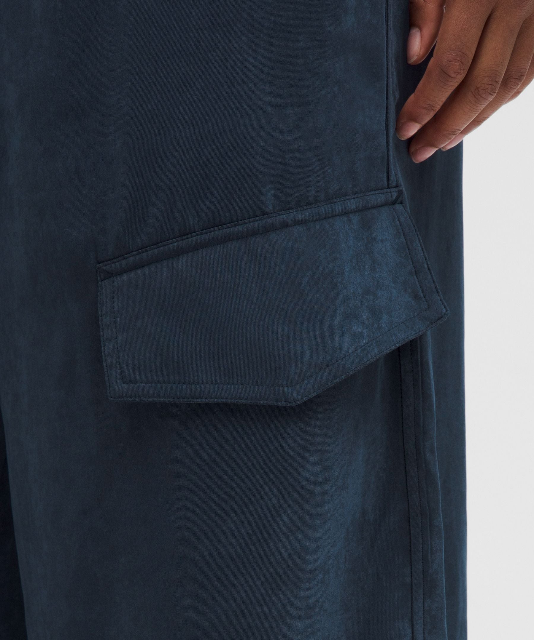 Lululemon Matte Satin Relaxed-Fit Mid-Rise Cargo Pant