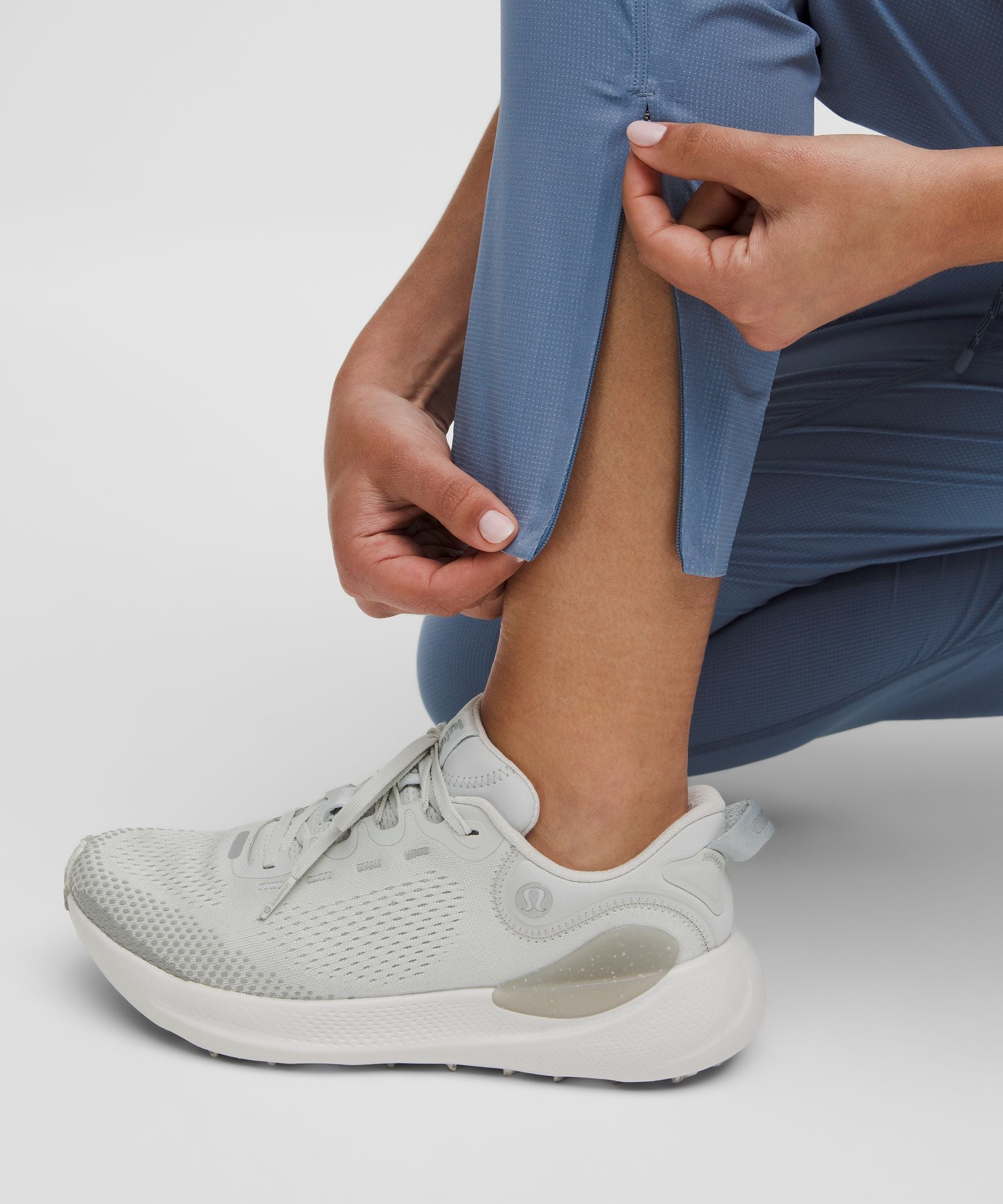 Lululemon Mile Maker Run Crew Graphic High-Rise Track Pant