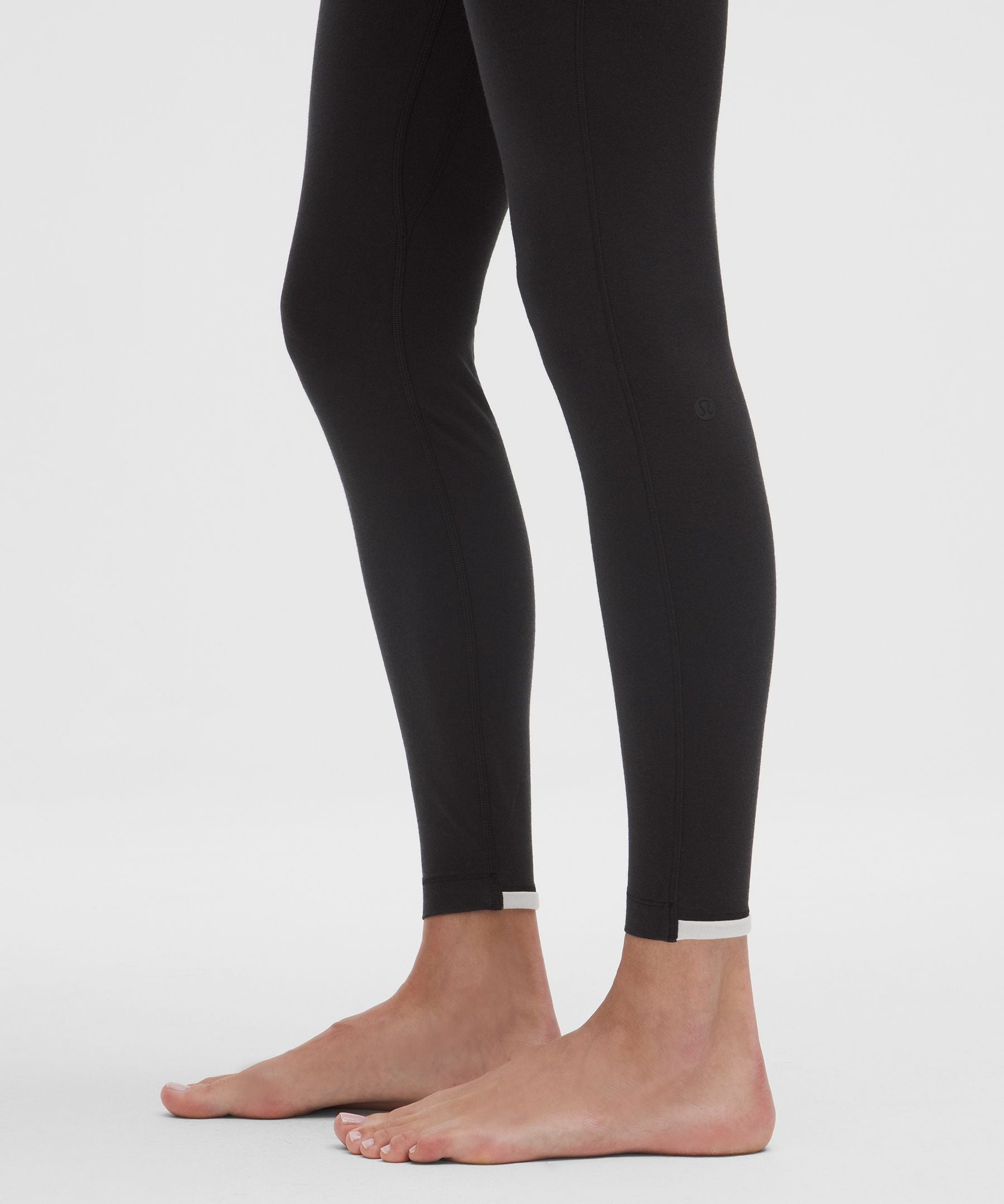 Lululemon Women's Wool-Blend Base Layer Tight 28"