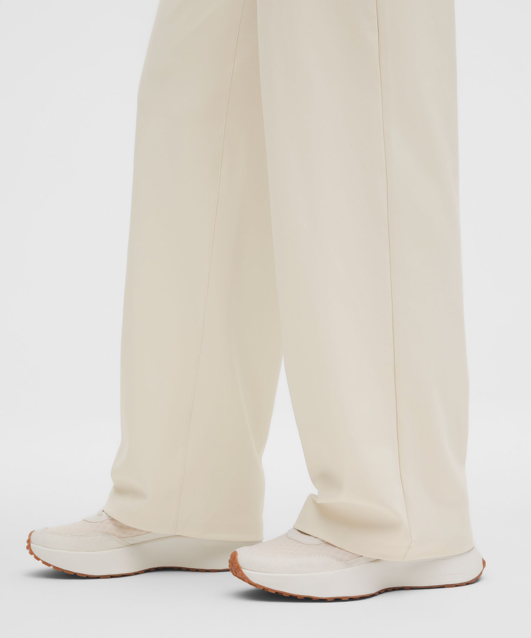Lululemon Women's Daydrift High-Rise Straight-Leg Trouser *Short