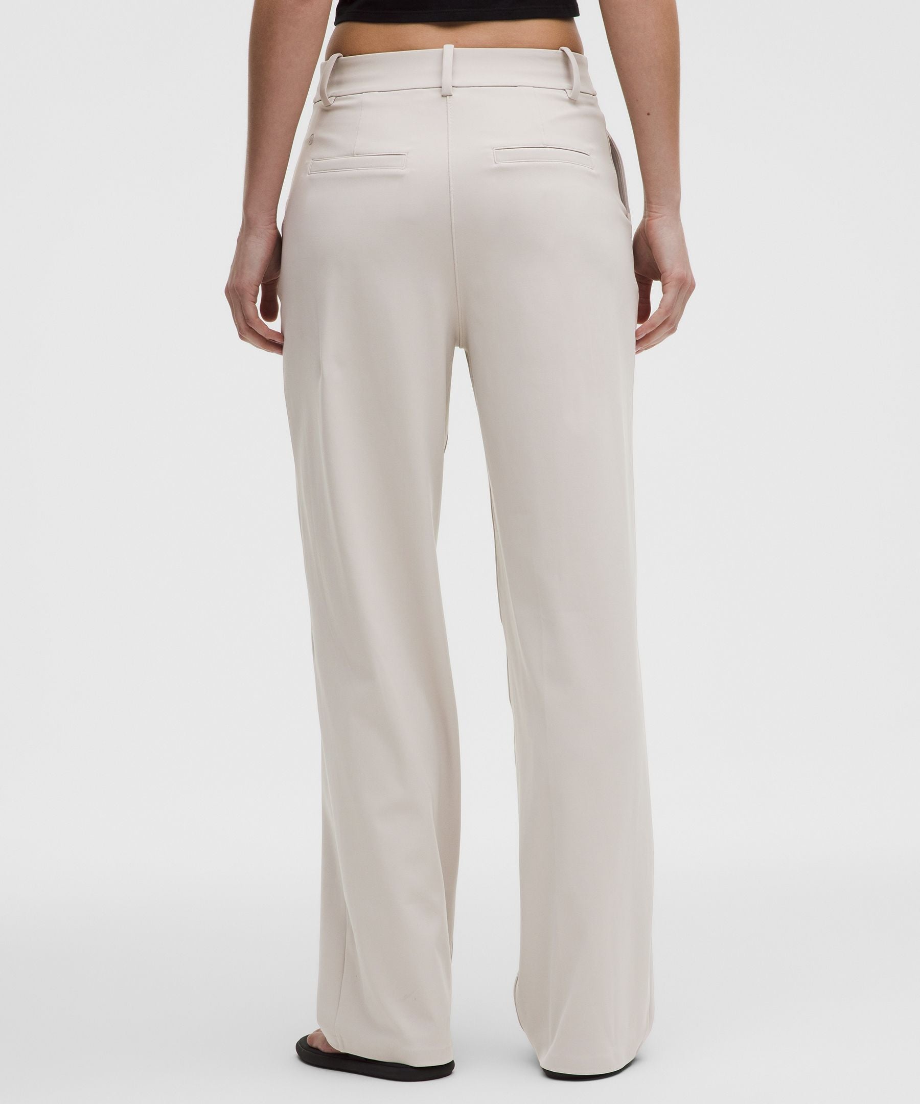 Lululemon Women's Daydrift High-Rise Straight-Leg Trouser *Short