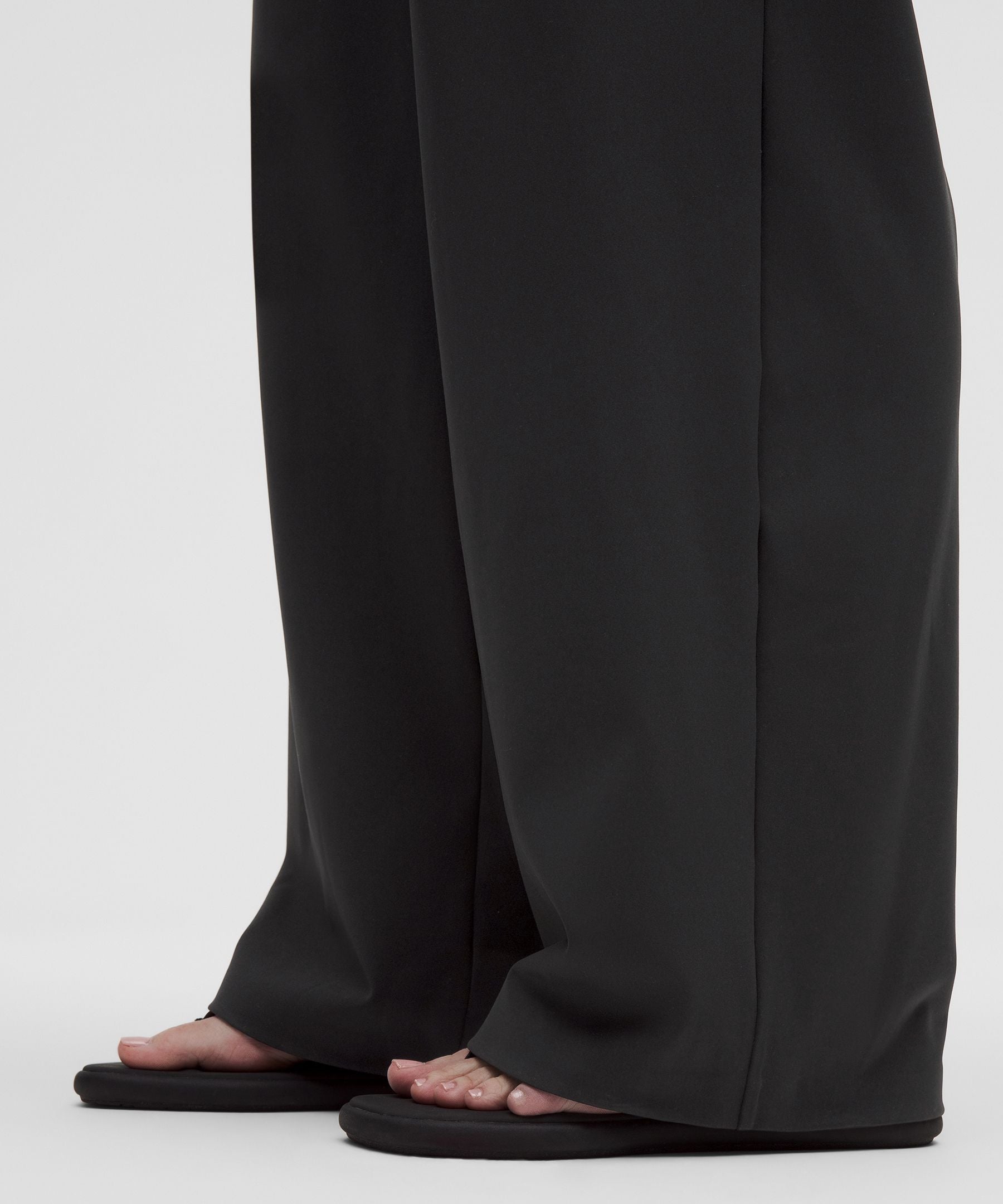 Lululemon Women's Daydrift High-Rise Wide-Leg Trouser *Short