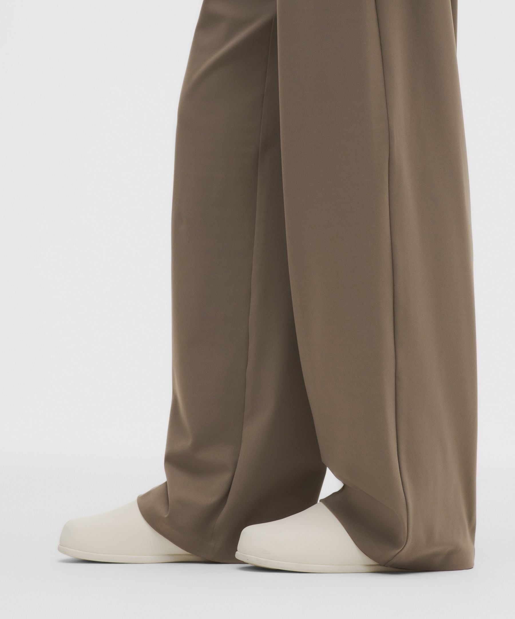 Lululemon Women's Daydrift High-Rise Wide-Leg Trouser *Short