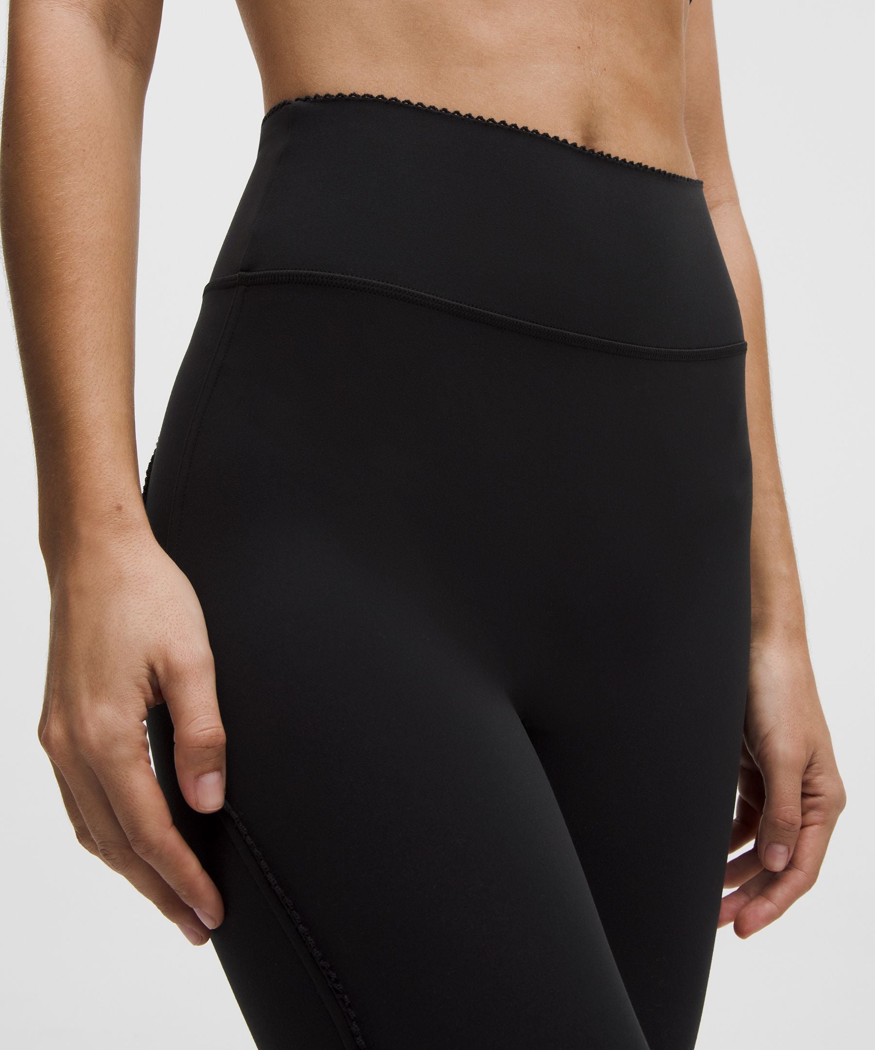 Lululemon Women's Groove No Line High-Rise Tight 25" *Heart