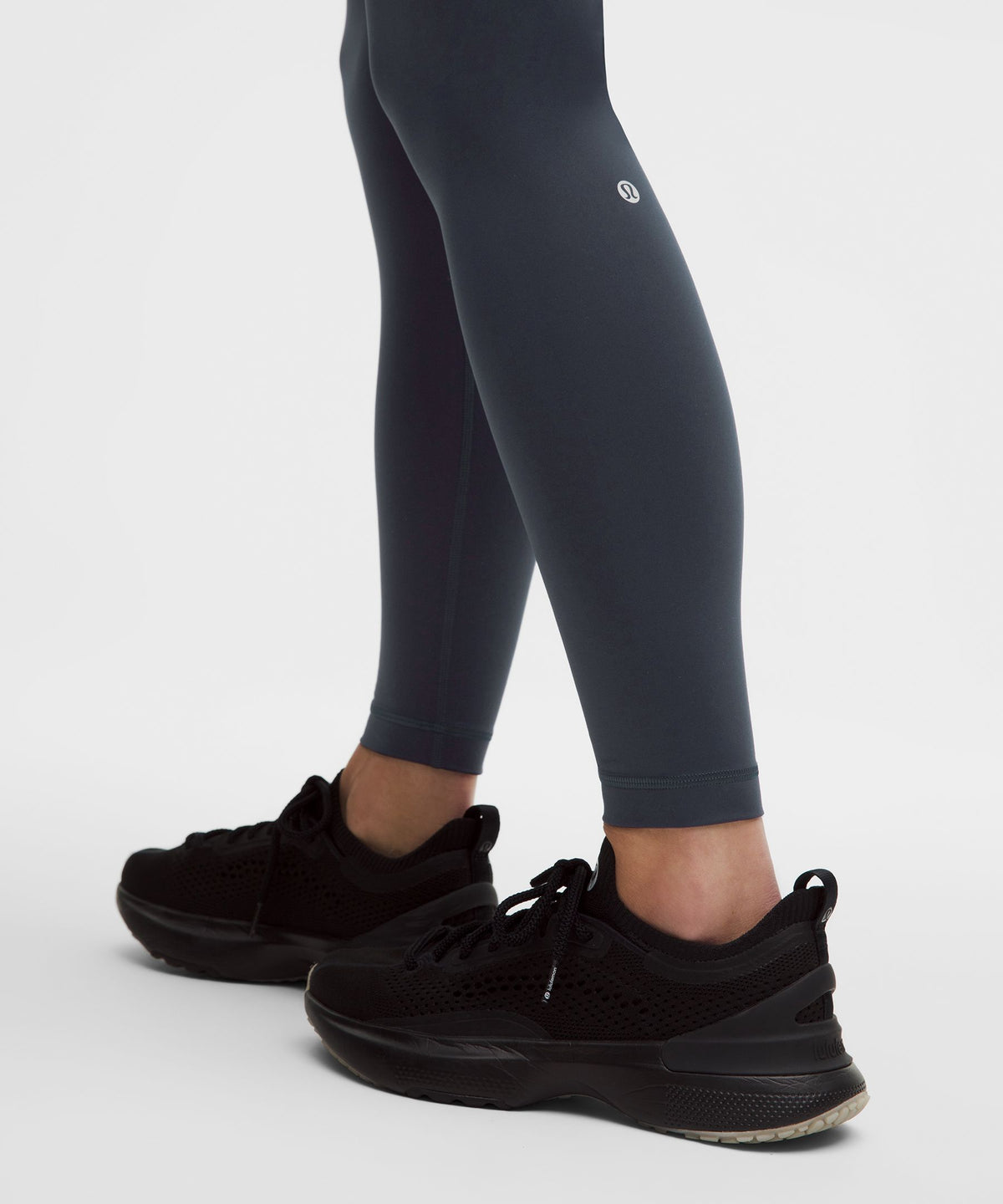 Lululemon Women's Wunder Train No Line High-Rise Tight 28"