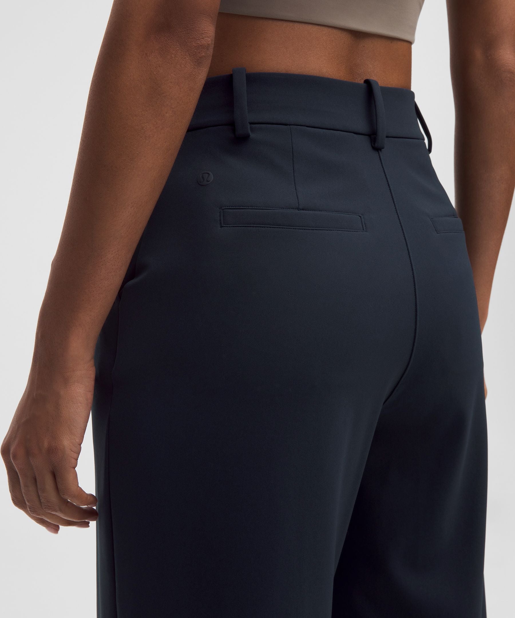 Lululemon Women's Daydrift High-Rise Straight-Leg Trouser *Short