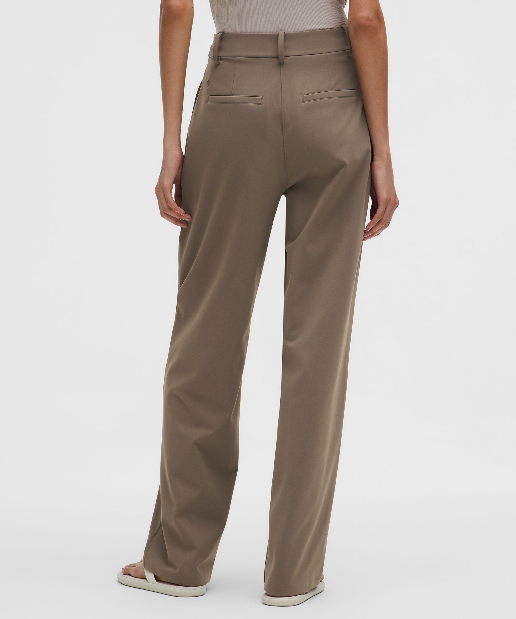 Lululemon Women's Daydrift High-Rise Straight-Leg Trouser *Short