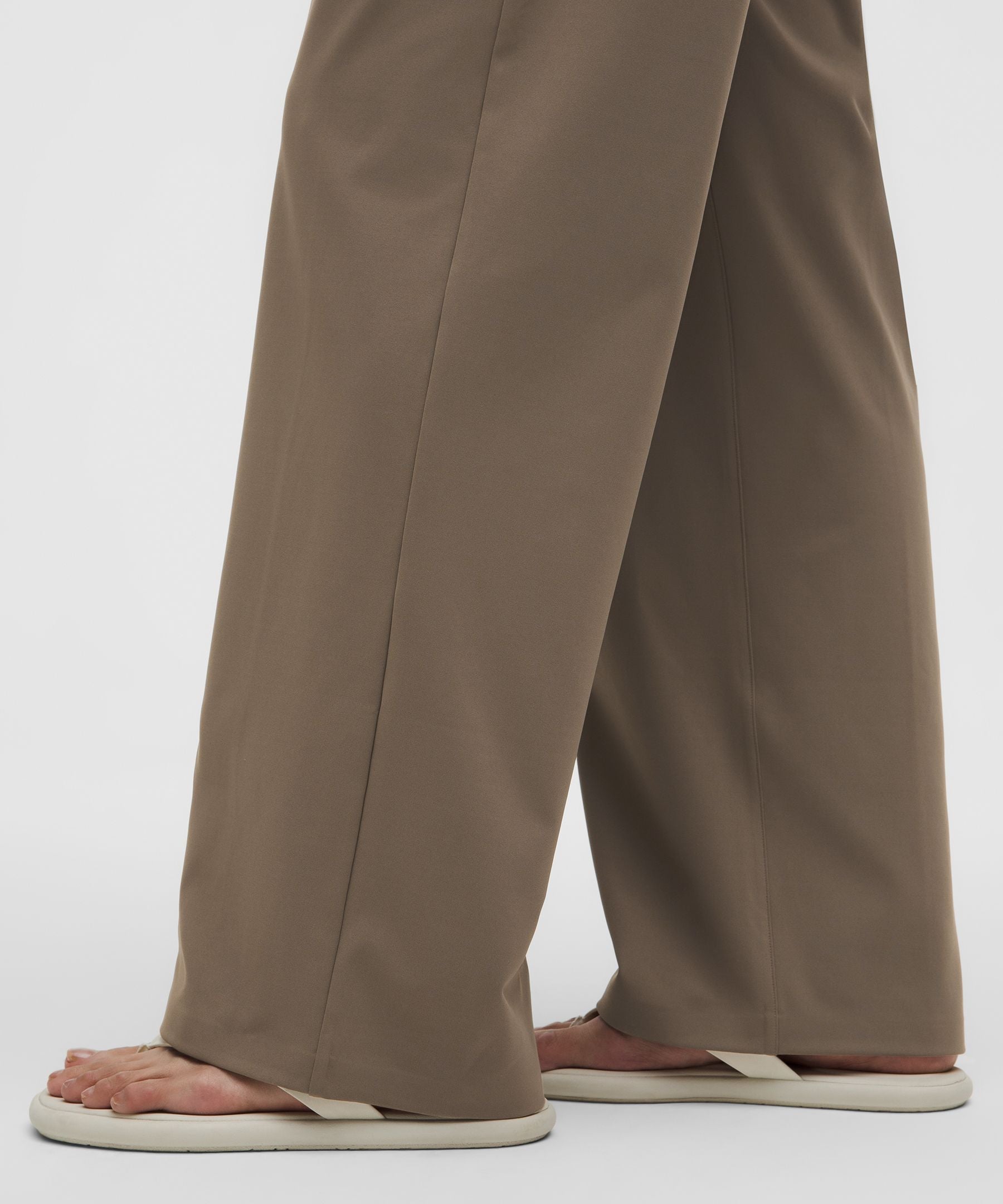 Lululemon Women's Daydrift High-Rise Straight-Leg Trouser *Short
