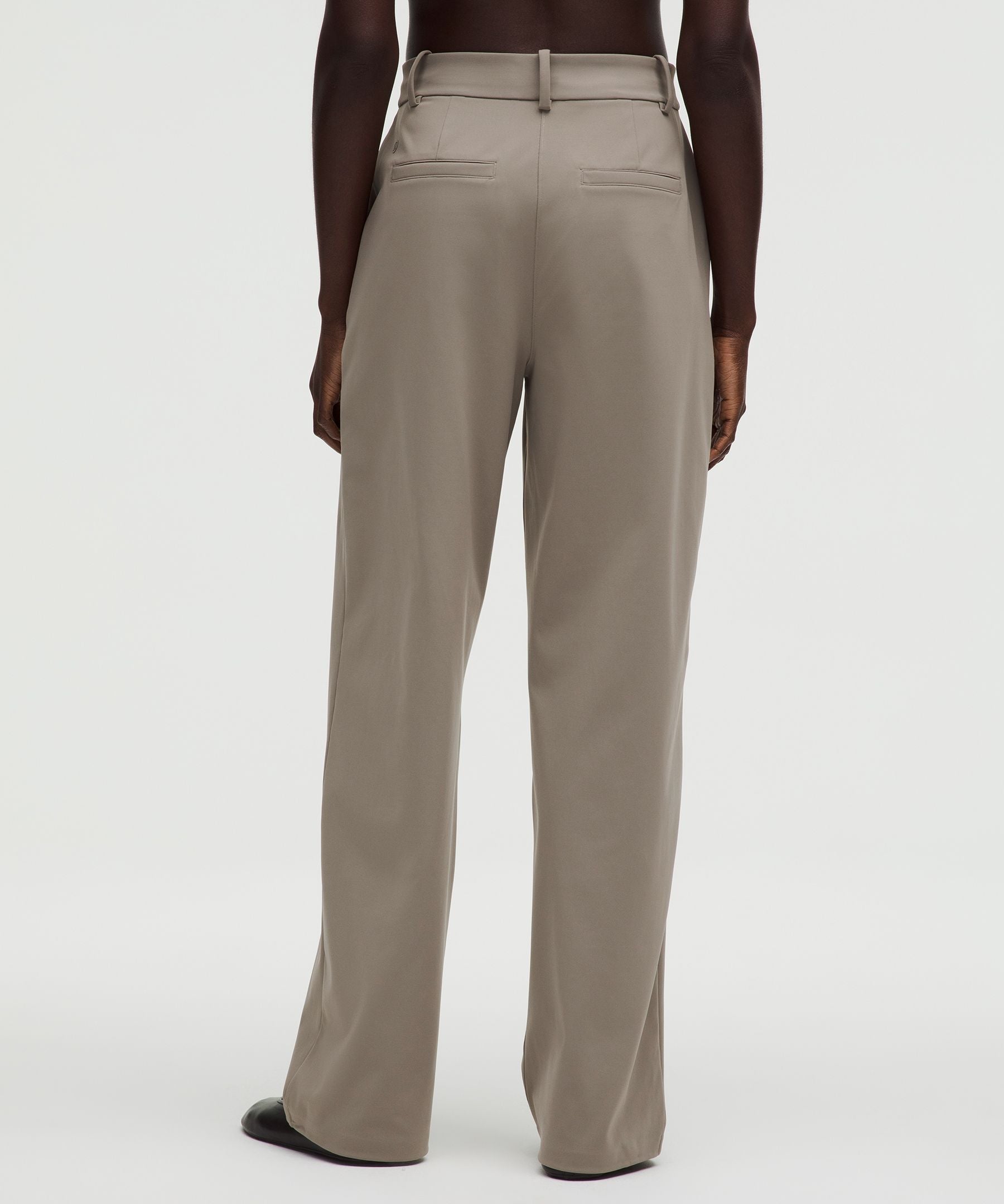 Lululemon Women's Daydrift High-Rise Straight-Leg Trouser *Short