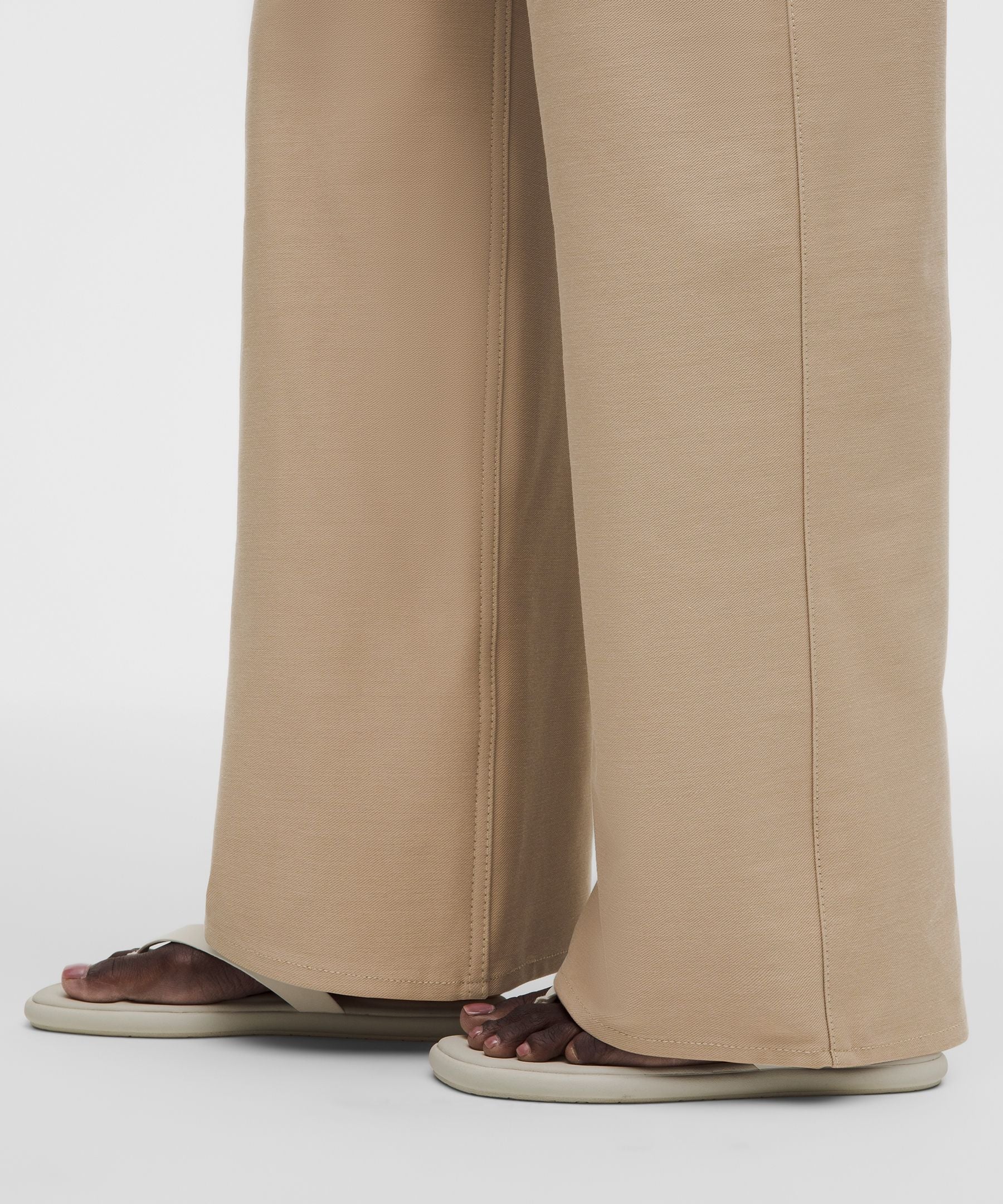 Lululemon Women's EasyFive Low-Rise Classic Wide-Leg Pant *Tall