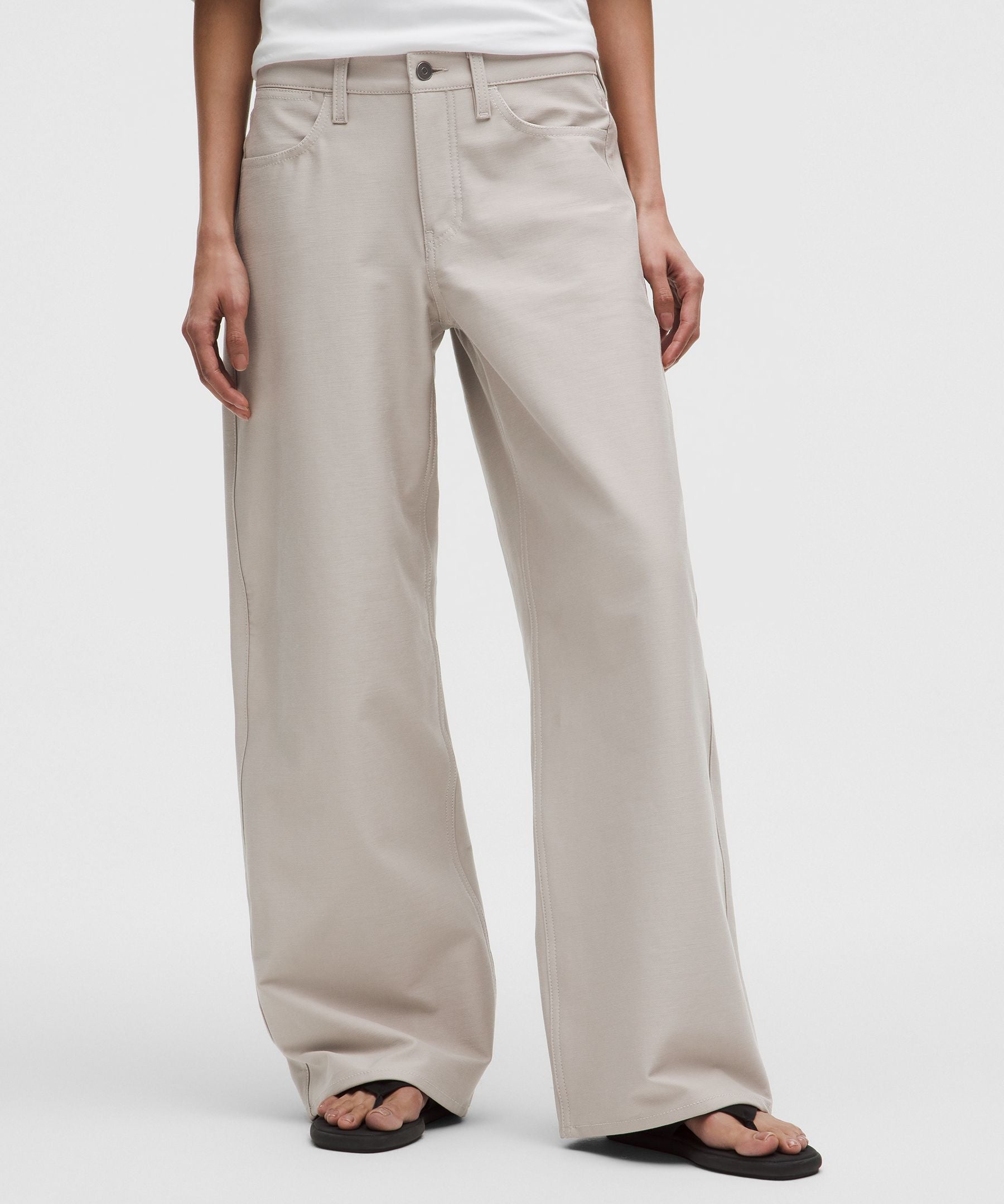 Lululemon Women's EasyFive Low-Rise Classic Wide-Leg Pant *Tall