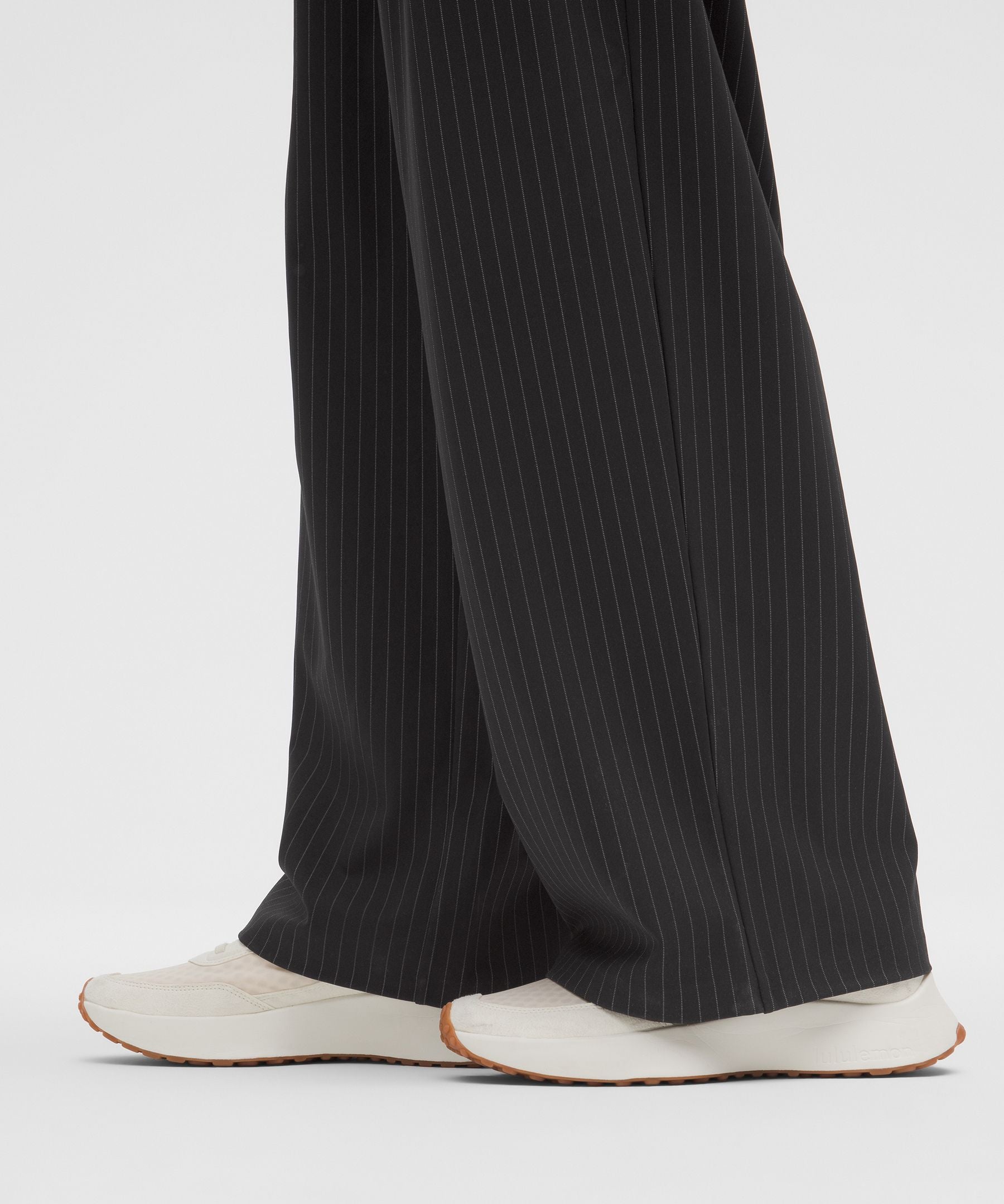 Lululemon Women's Daydrift High-Rise Wide-Leg Trouser *Short