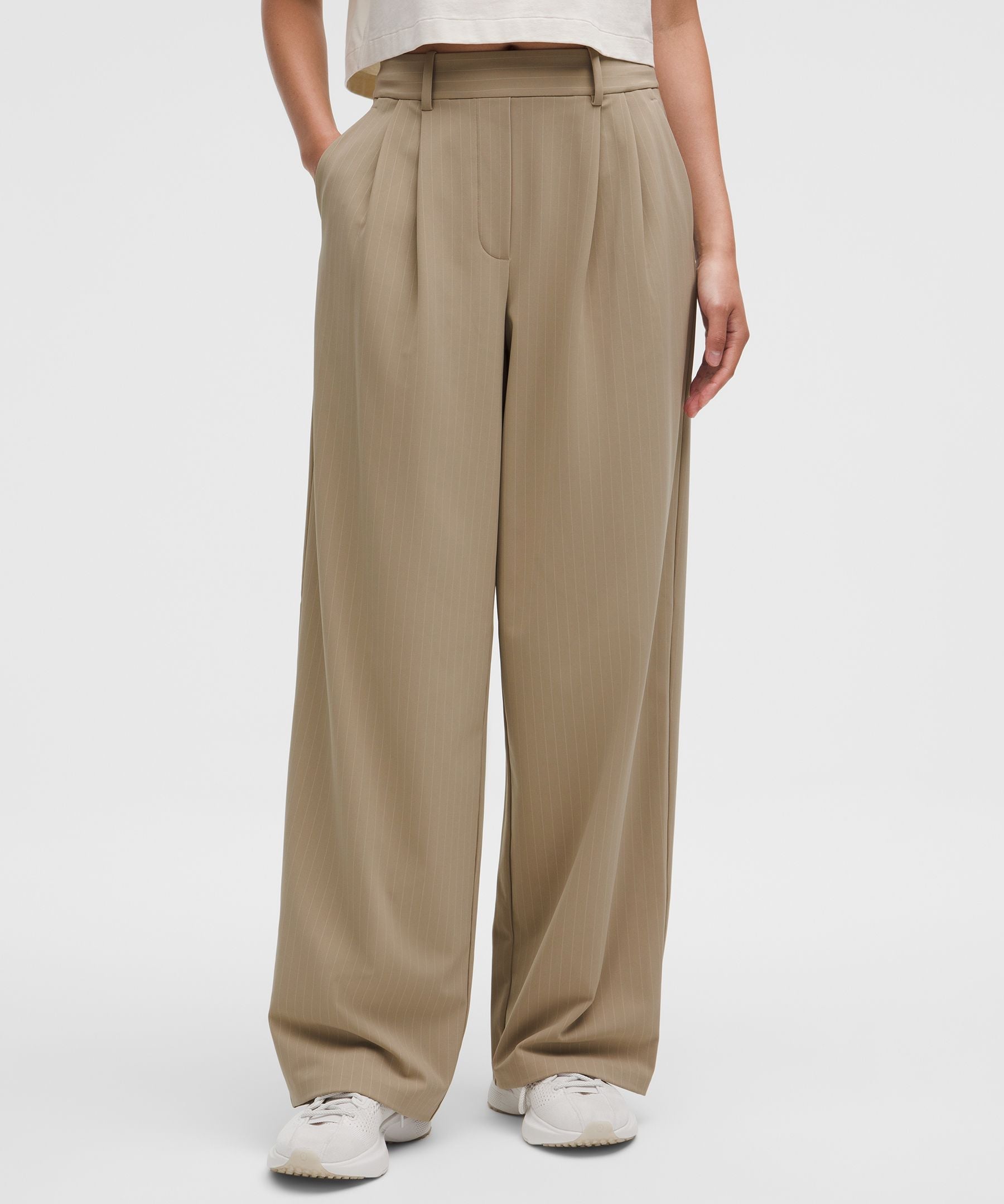 Lululemon Women's Daydrift High-Rise Wide-Leg Trouser *Short