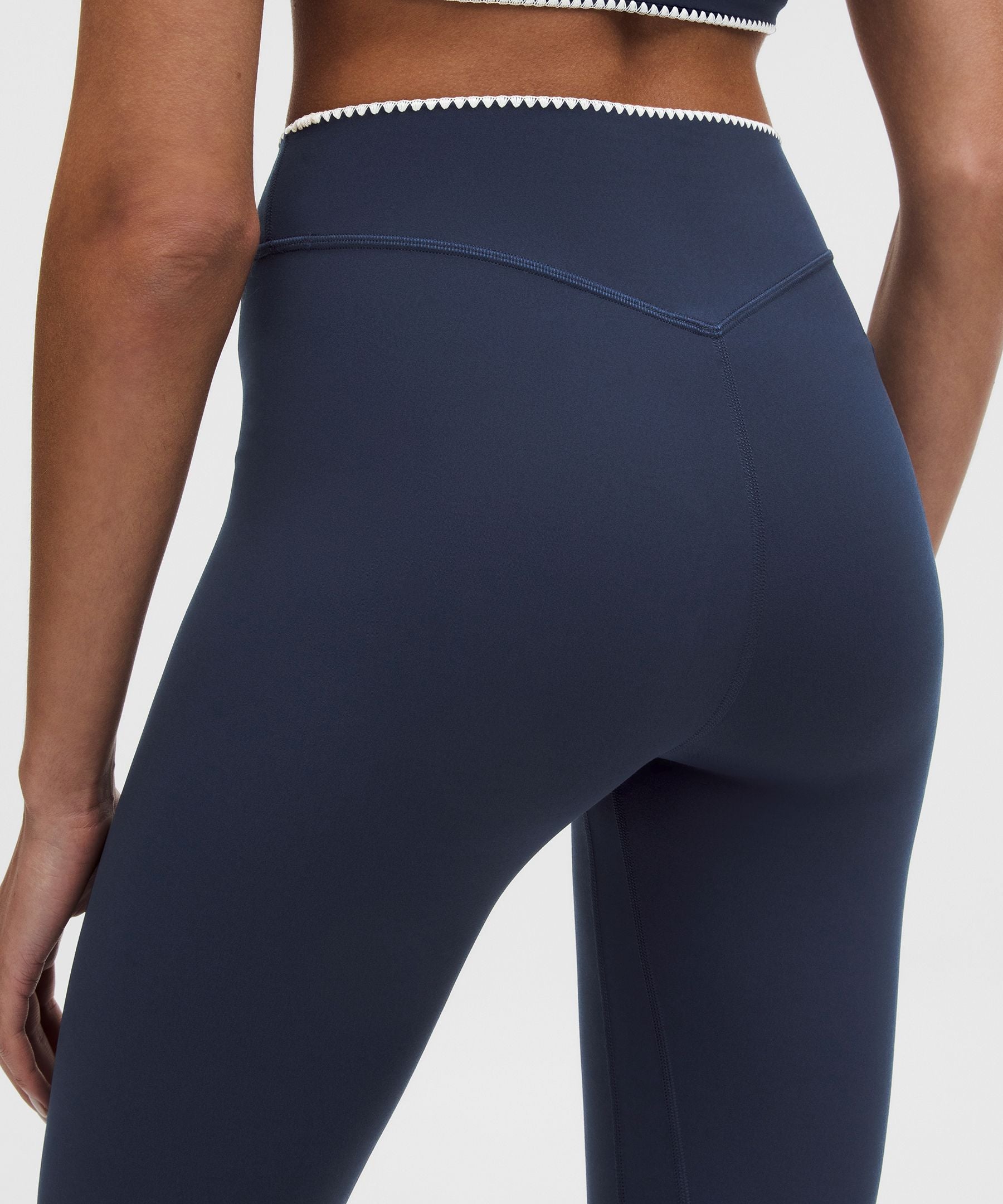 Lululemon Women's Stitch Trim High-Rise Tight 25"