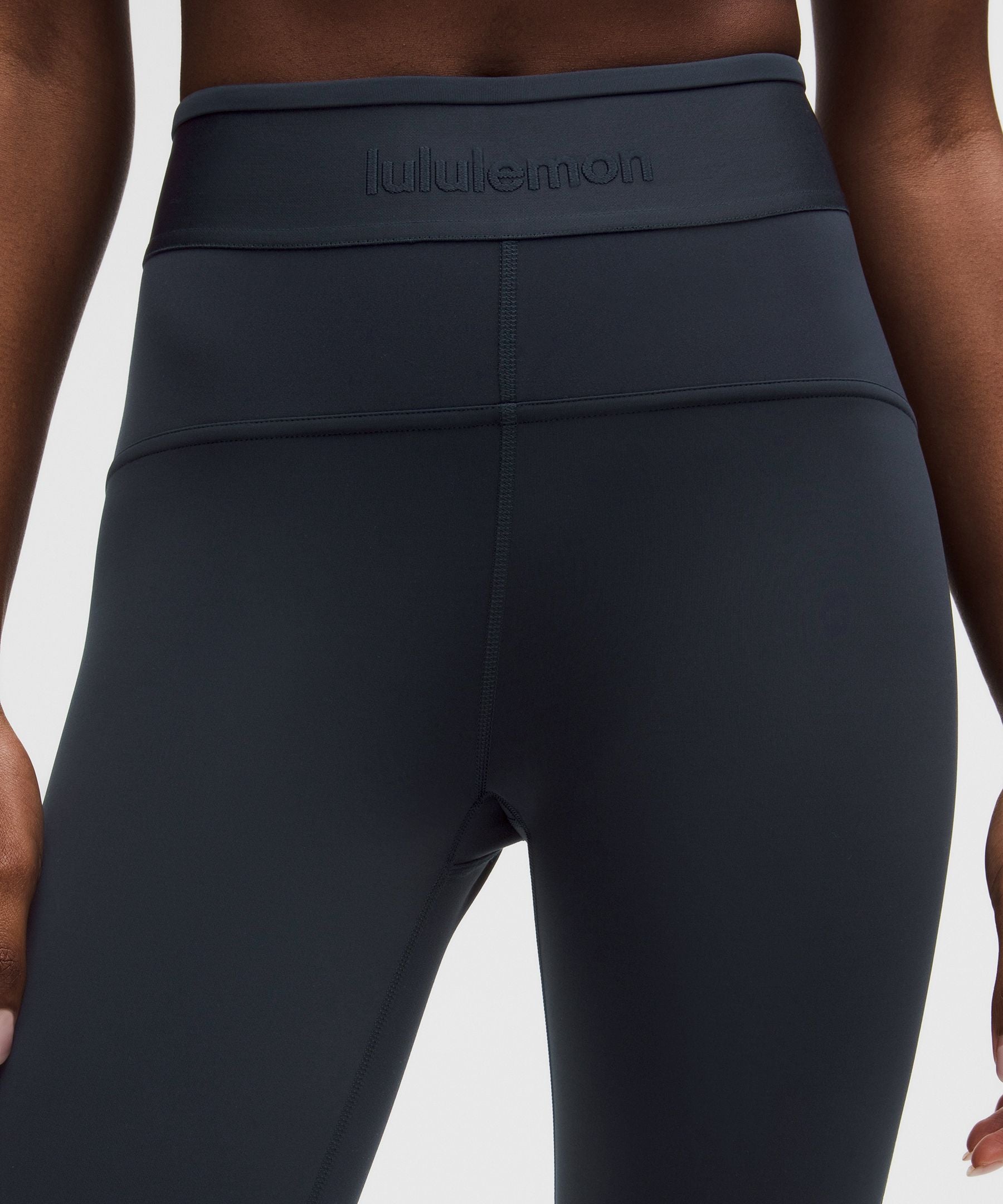 Lululemon Women's License to Train High-Rise Tight 25" *Logo