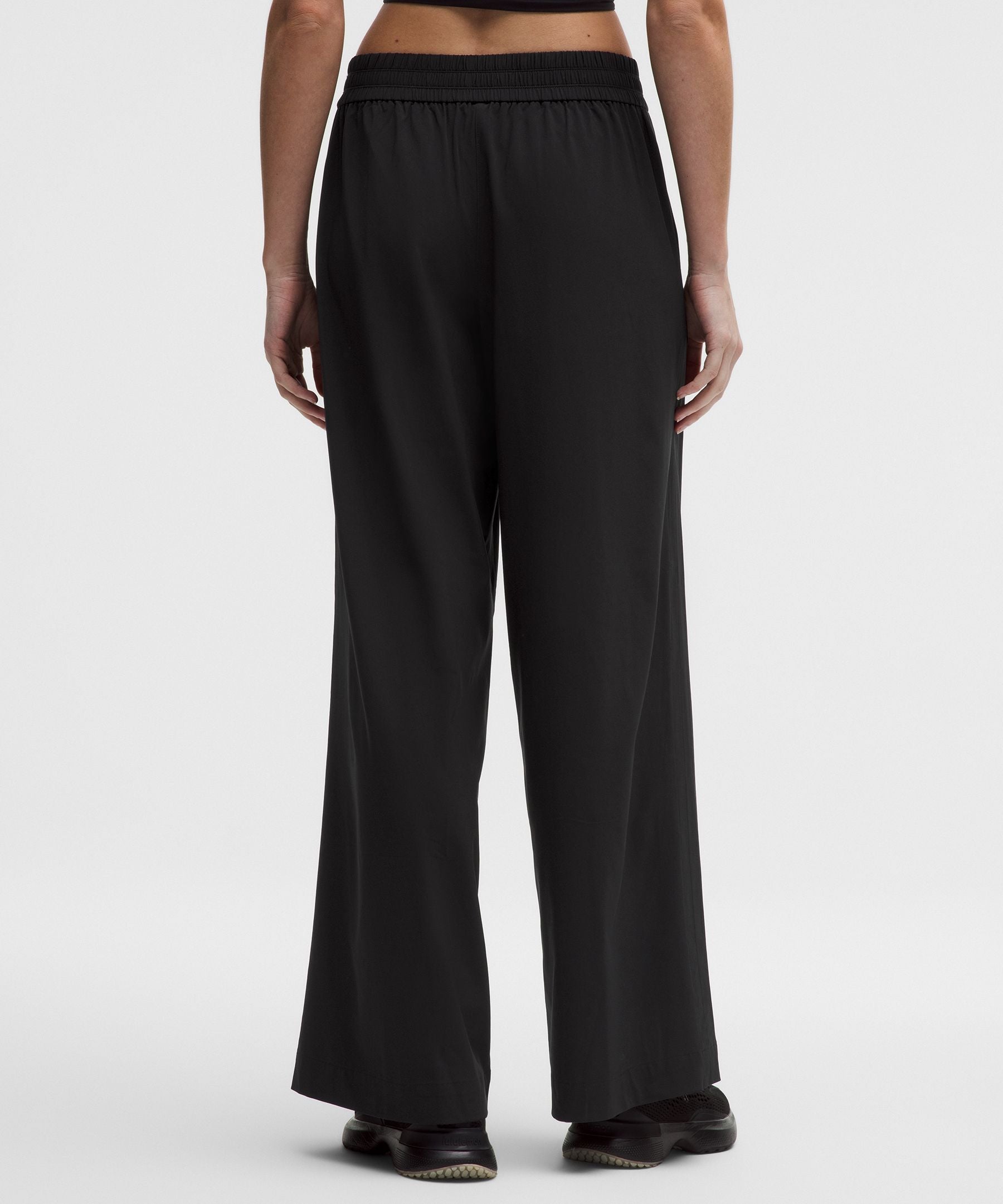 Lululemon Breezily Mid-Rise Pant *Short