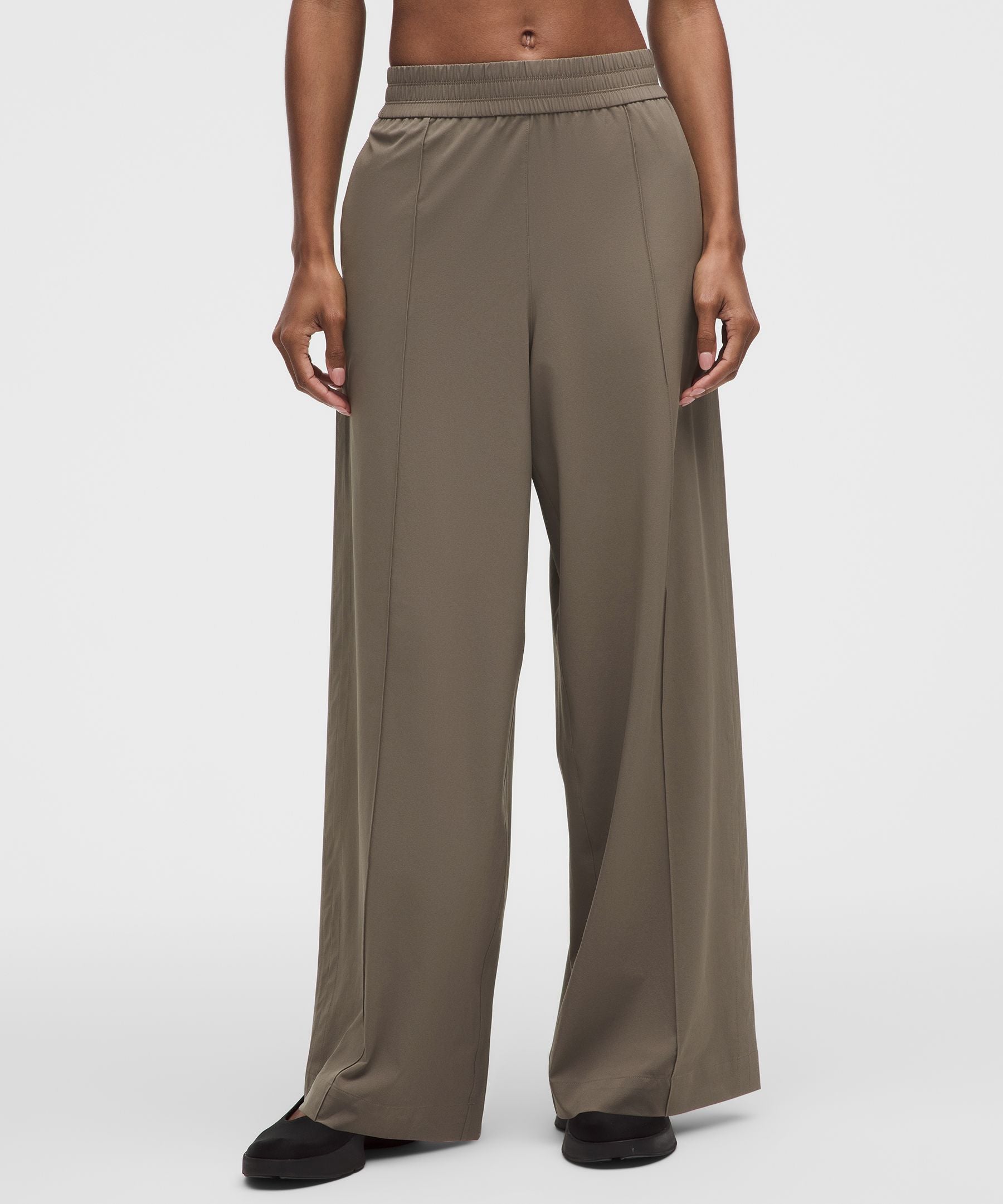 Lululemon Breezily Mid-Rise Pant *Short