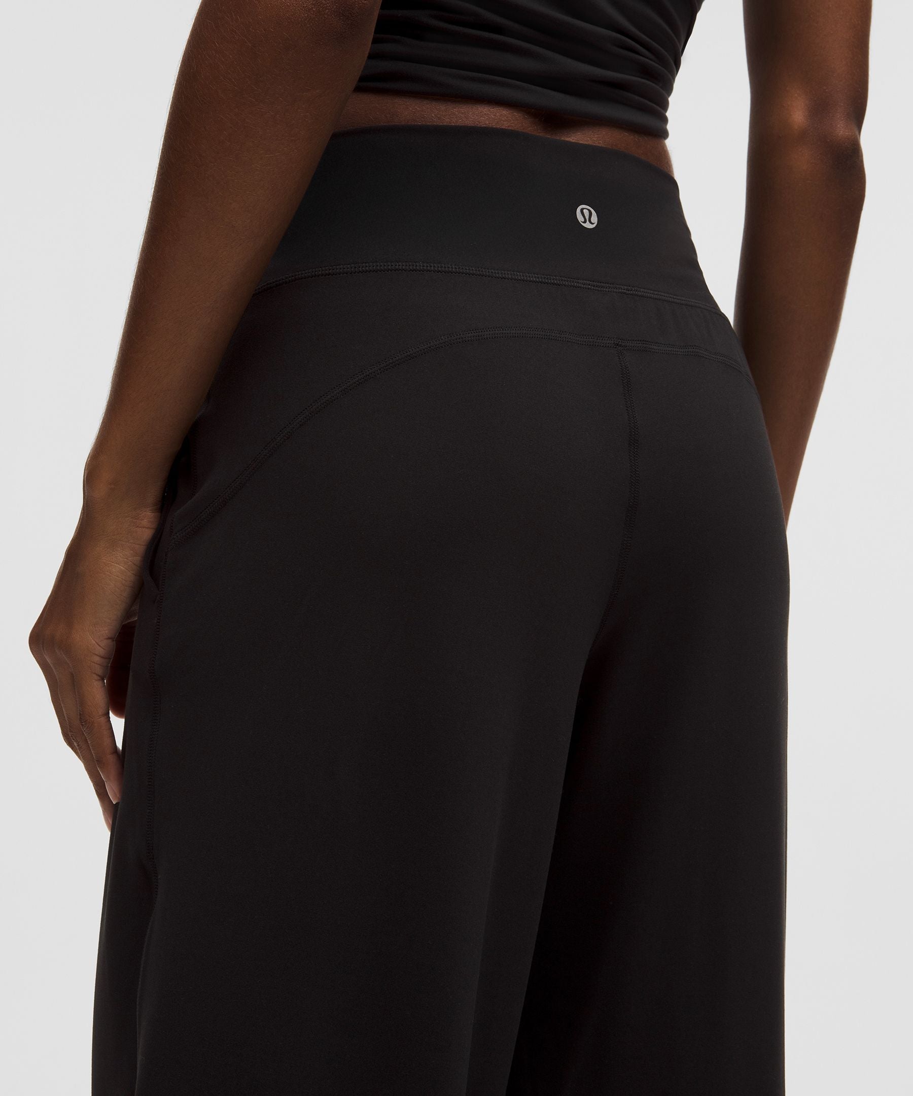 Lululemon Groove High-Rise Wide-Leg Pant *Short