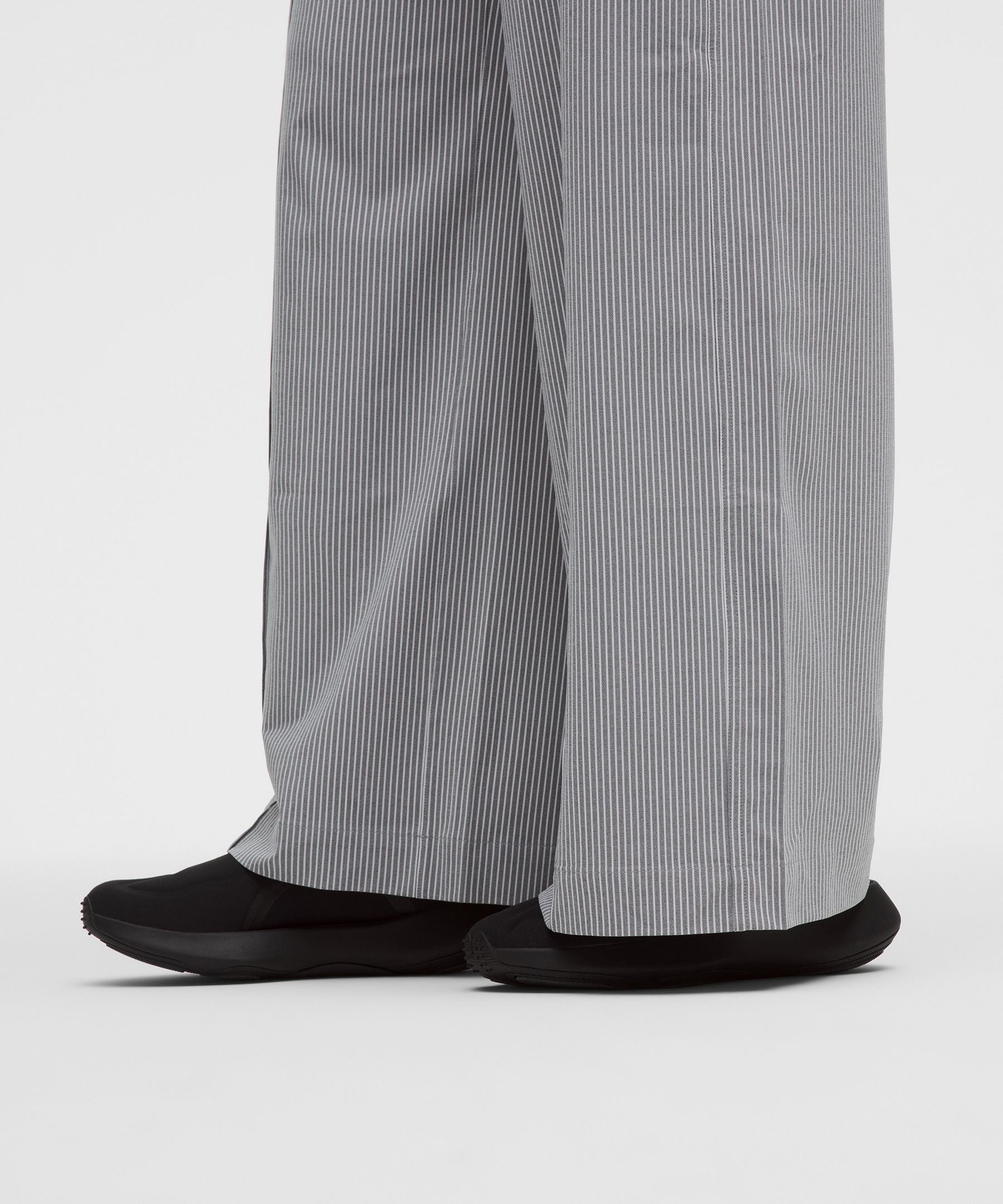 Lululemon Breezily Mid-Rise Pant *Short