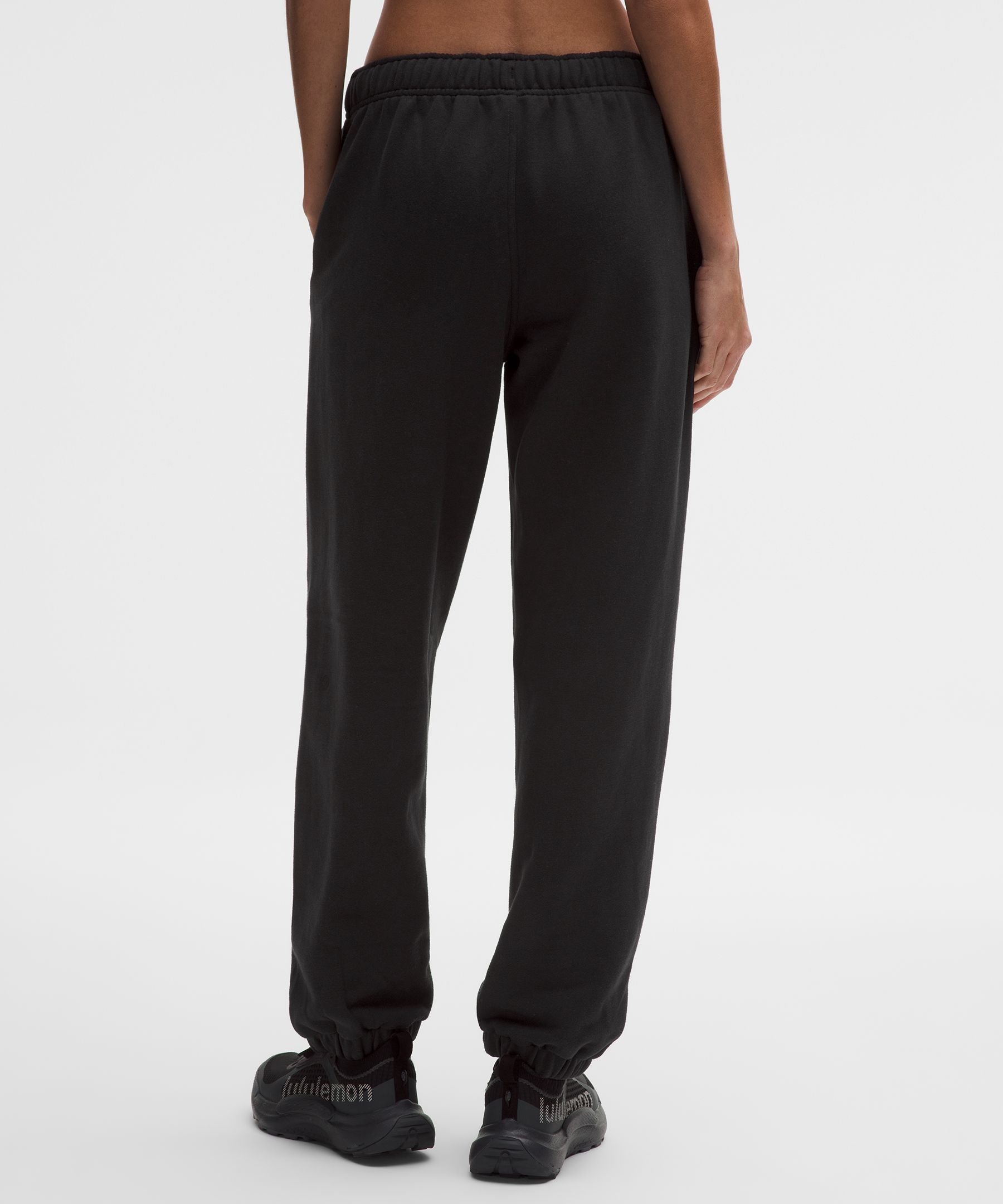 Lululemon Women's Scuba Mid-Rise Oversized Jogger *Short