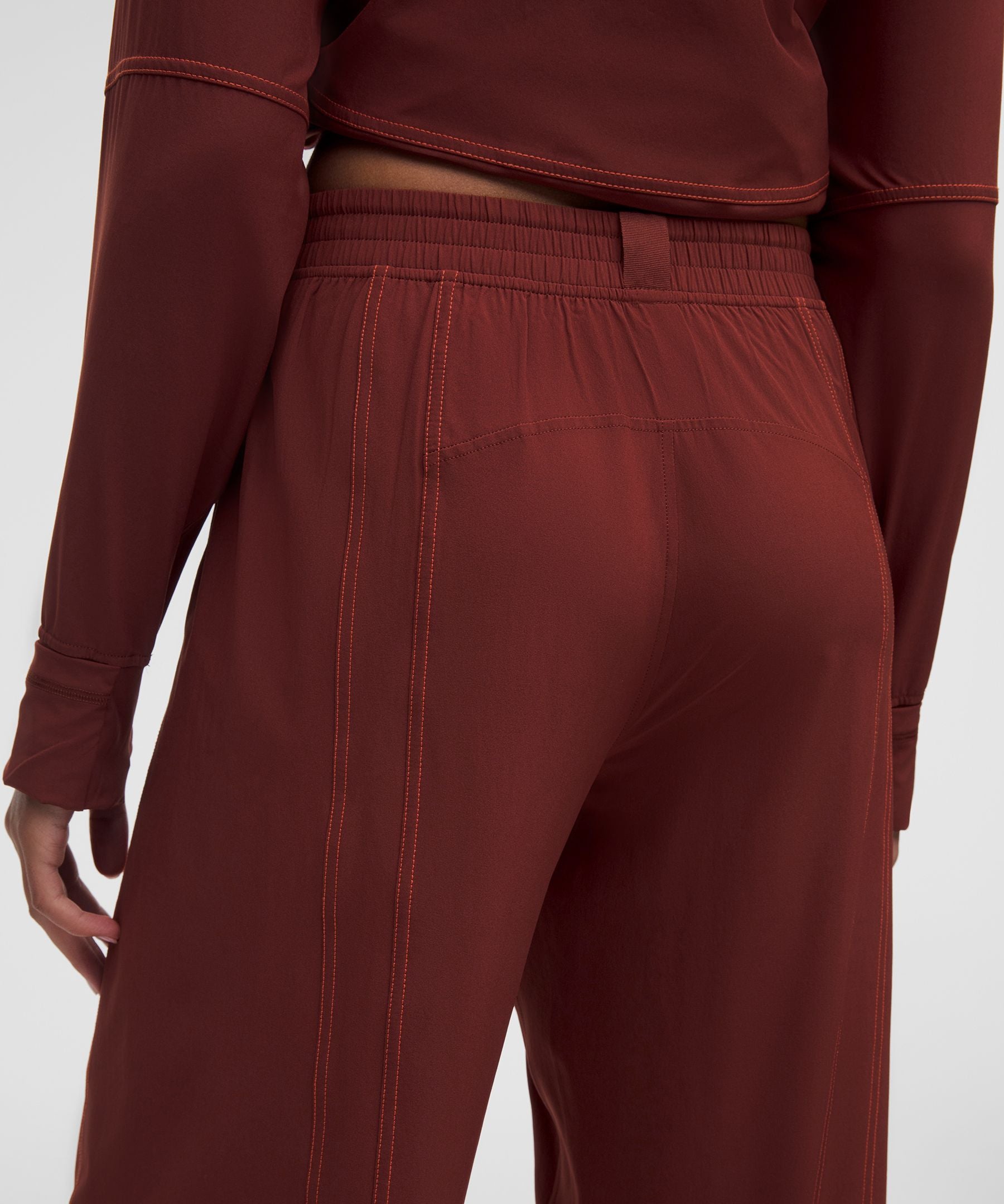 Lululemon Women's Define High-Rise Swift Jogger *Short