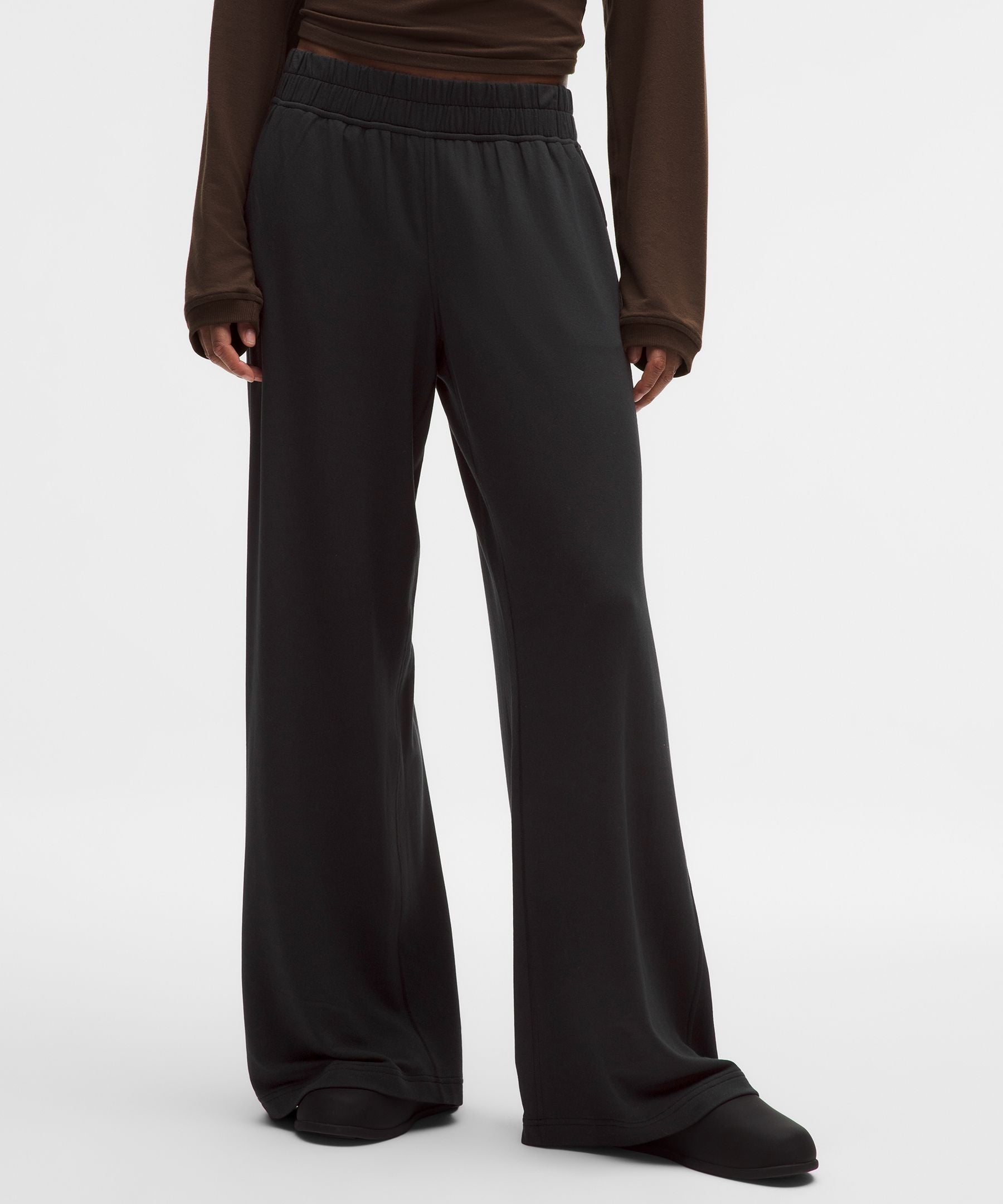 Lululemon BeCalm Mid-Rise Wide-Leg Pant