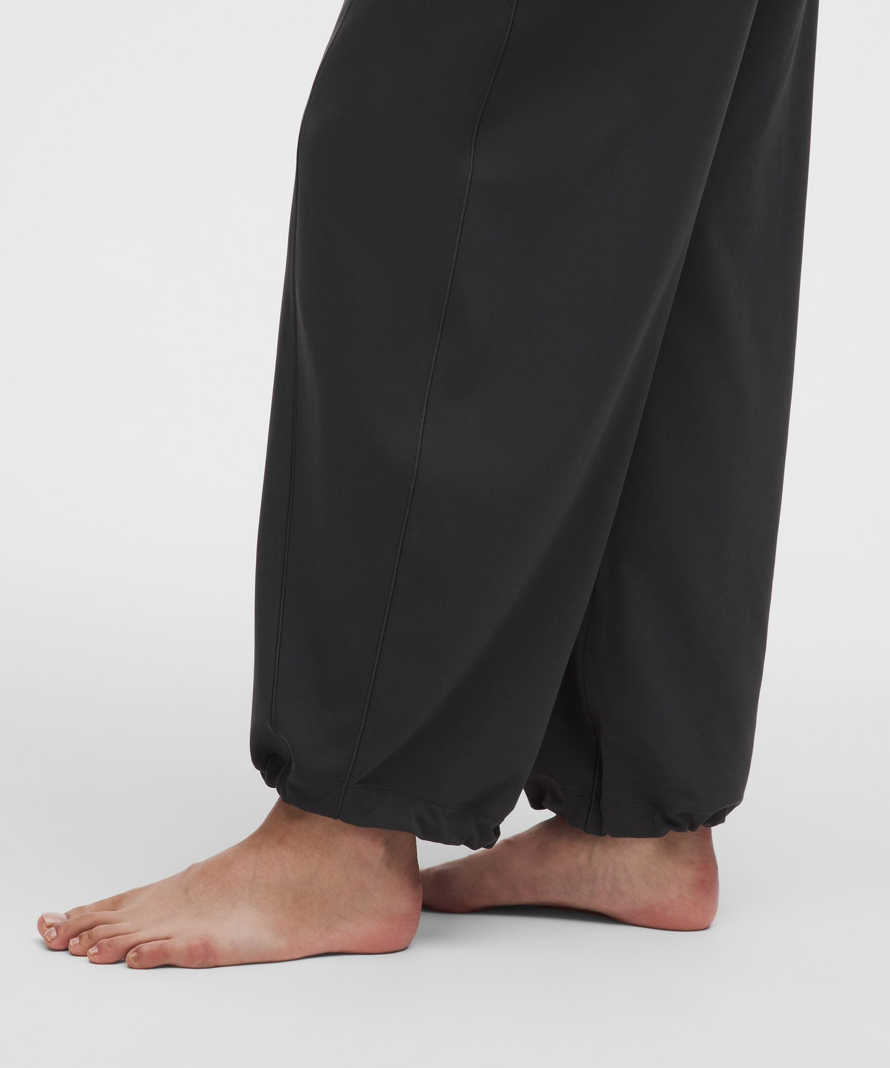 Lululemon Groove Low-Rise Relaxed Cinch Pant *Regular