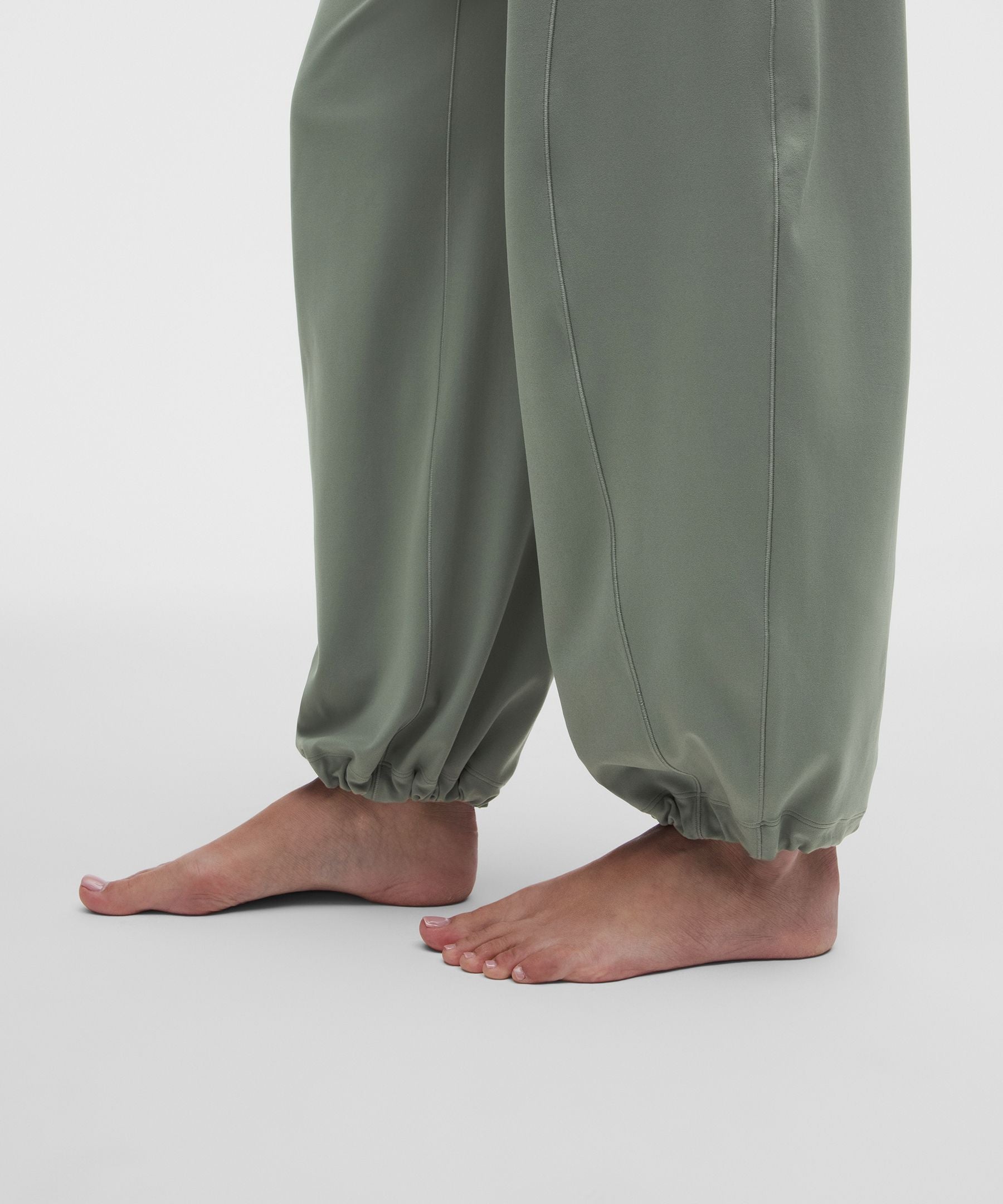 Lululemon Groove Low-Rise Relaxed Cinch Pant *Regular
