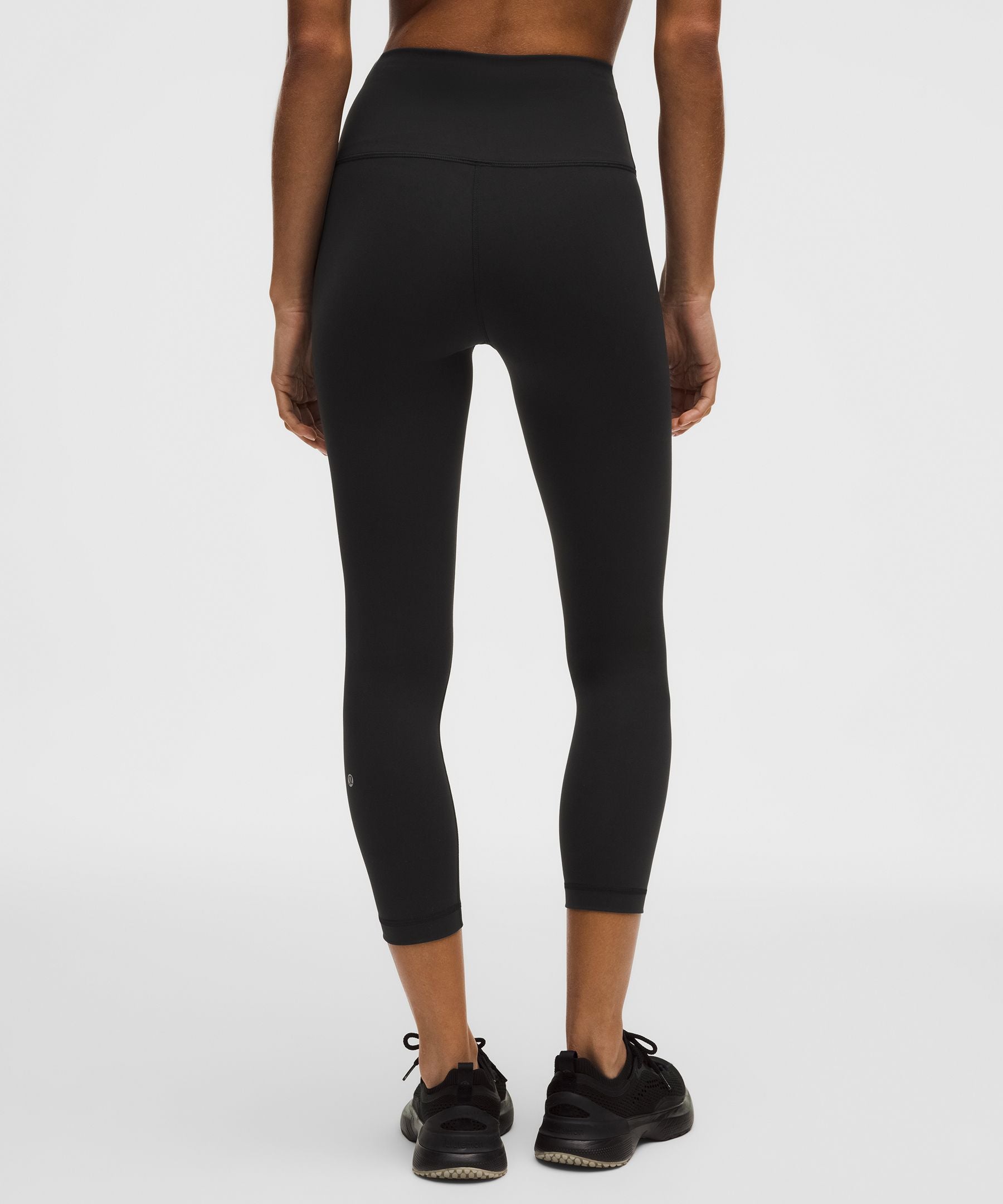 Lululemon Women's Wunder Train High-Rise Crop 23"