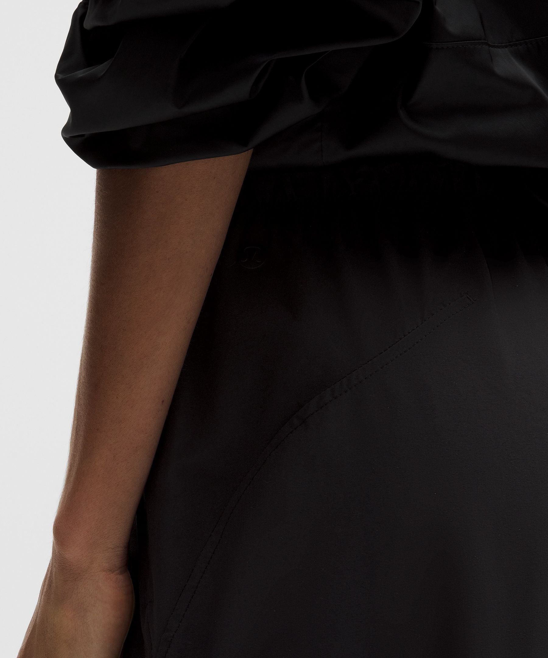 Lululemon Lightweight Mid-Rise Barrel-Leg Cropped Pant