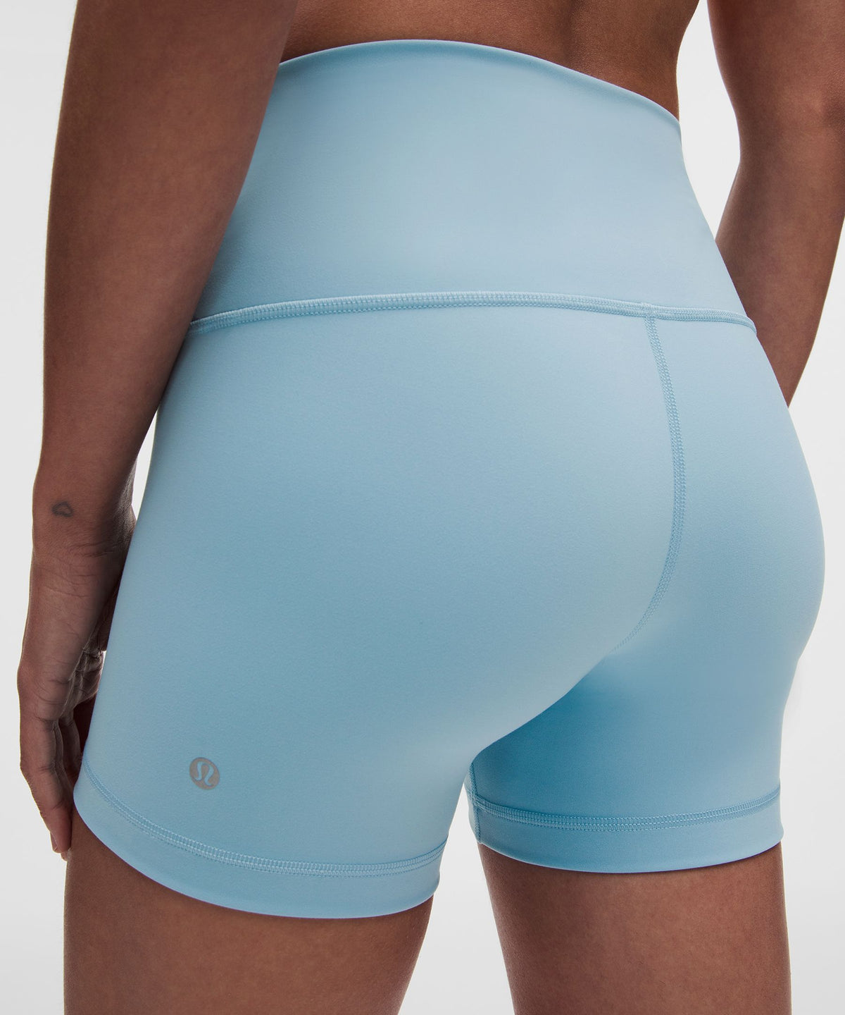 Lululemon Women's Wunder Train High-Rise Short 4"