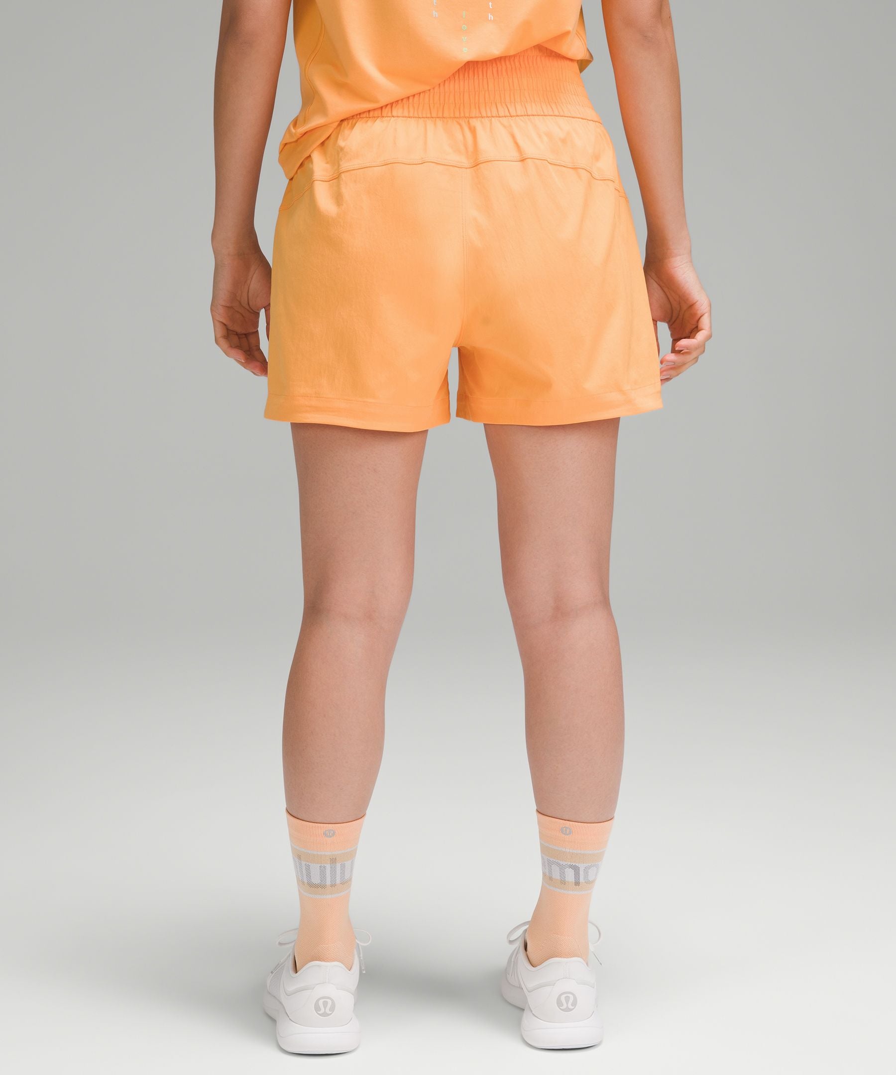 #color_mango-dream