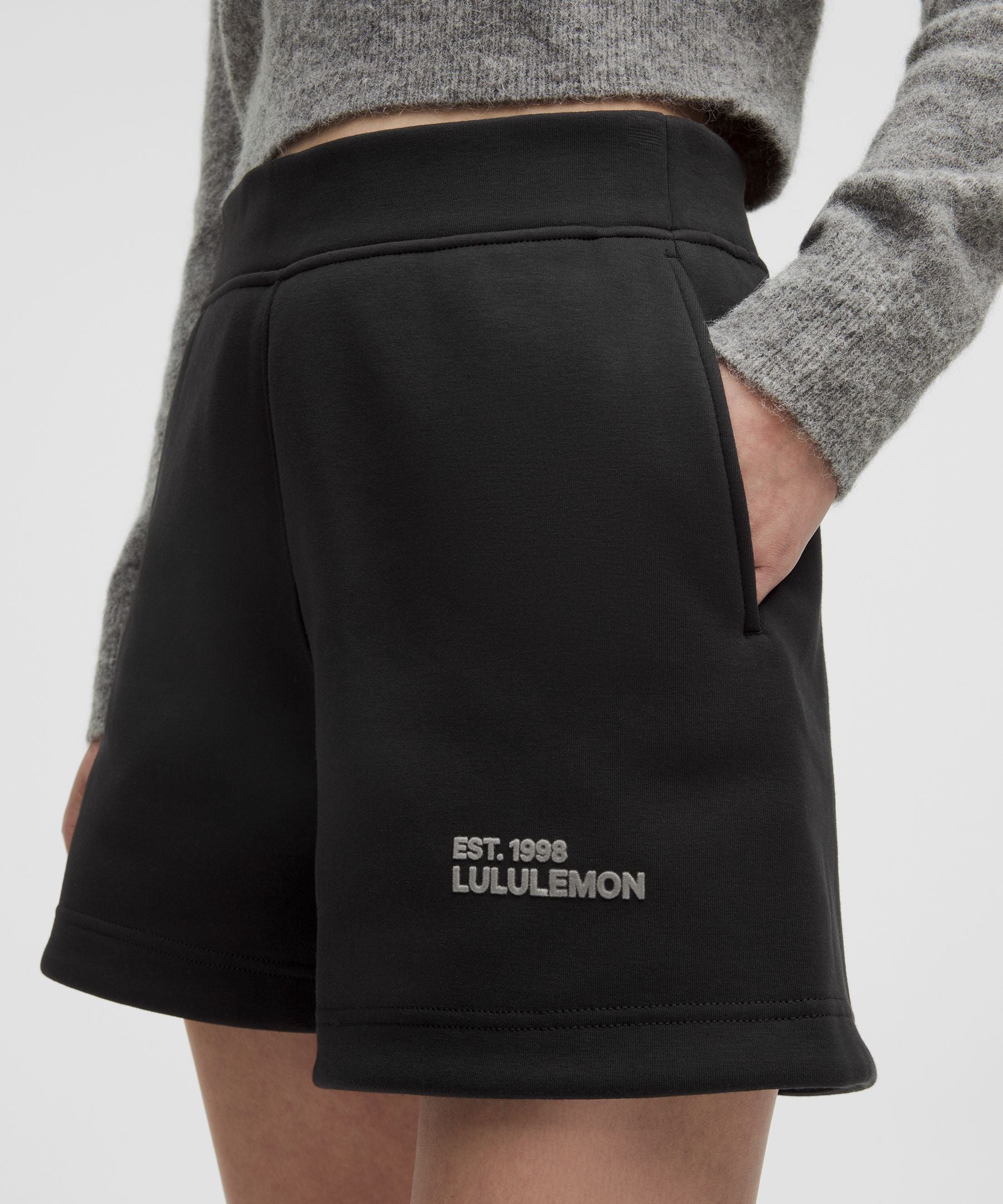 Lululemon Women's Heavyweight Fleece Sweatshort 5"