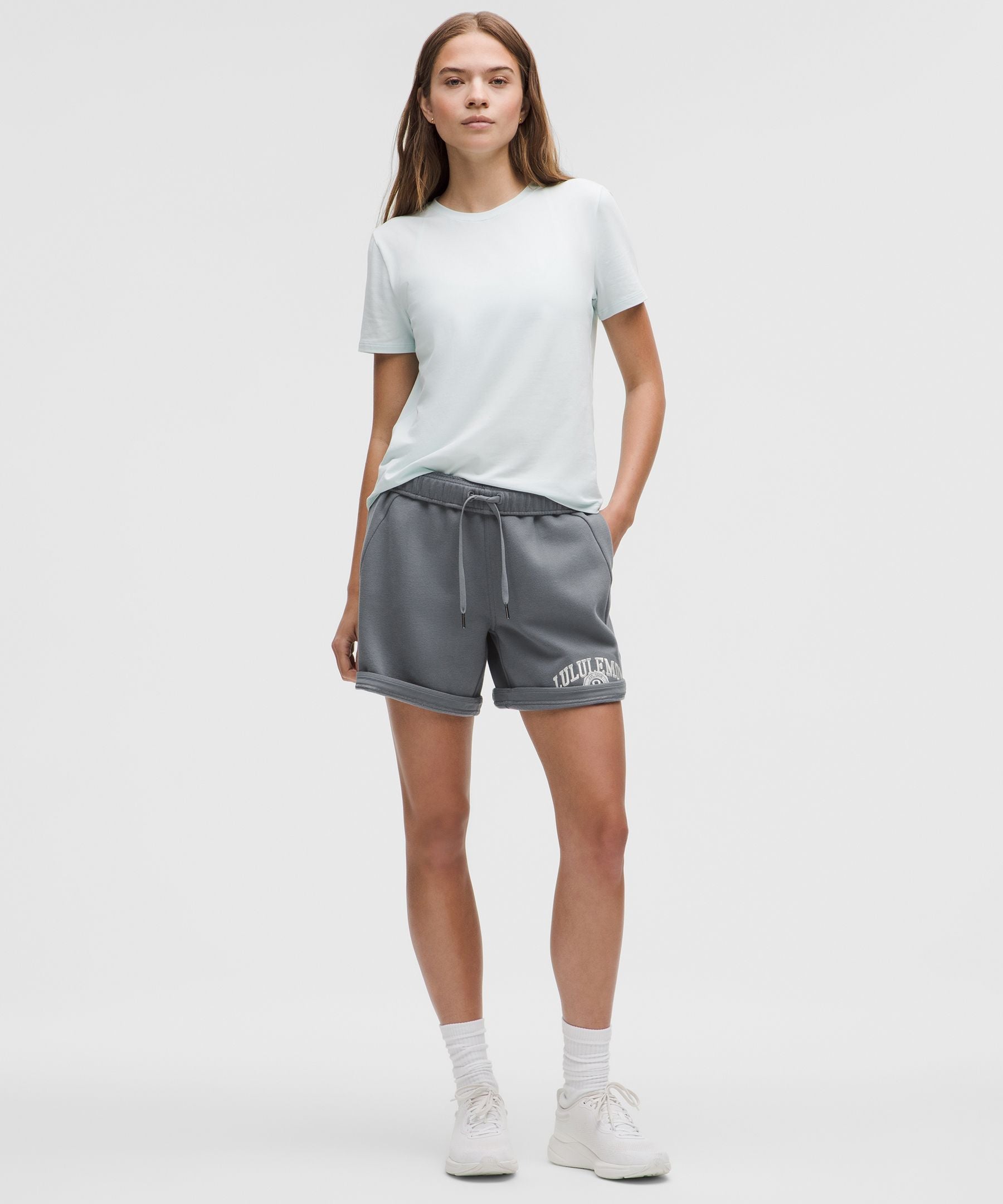Lululemon Women's Scuba Mid-Rise Oversized Short 7" *Graphic