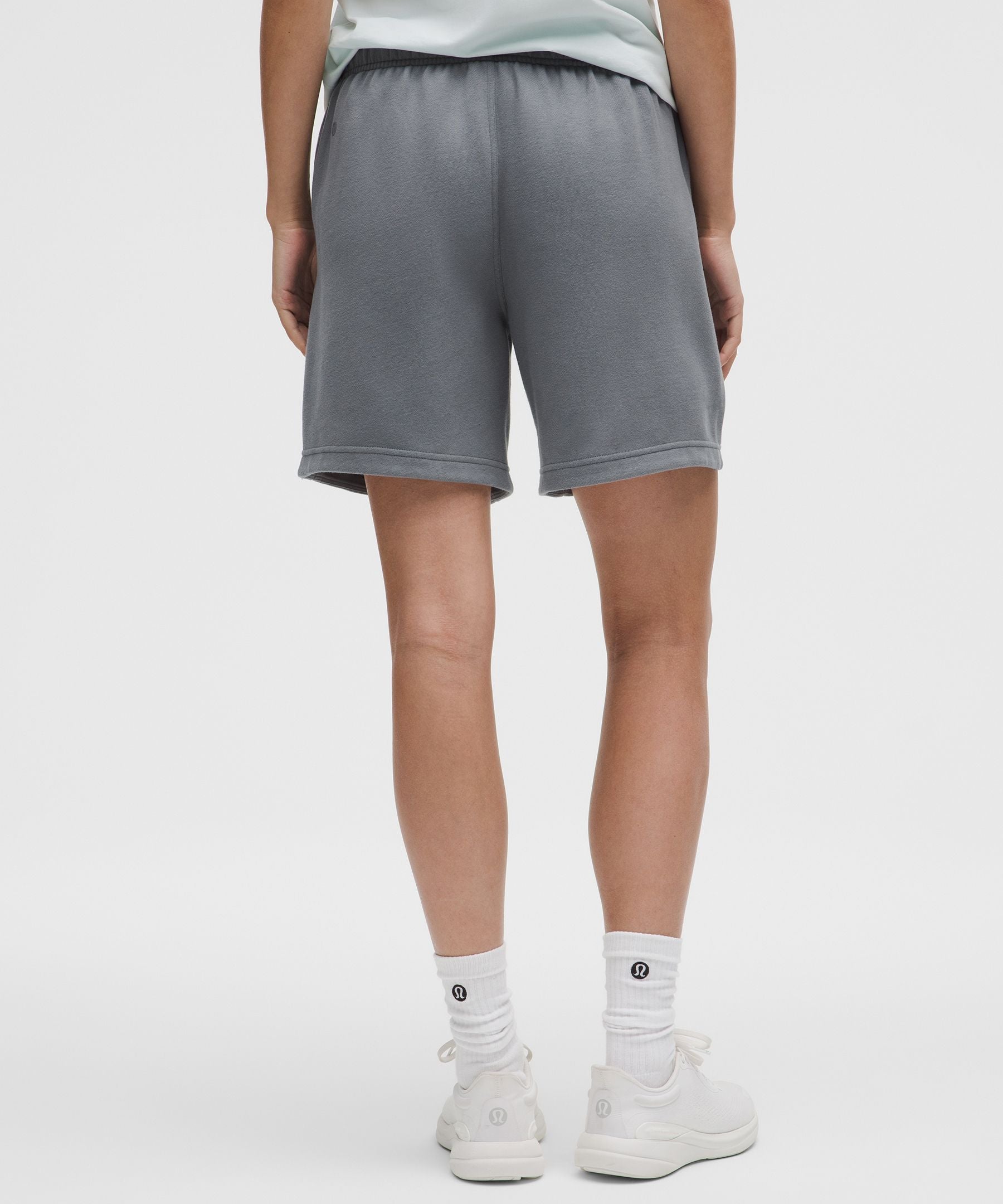 Lululemon Women's Scuba Mid-Rise Oversized Short 7" *Graphic