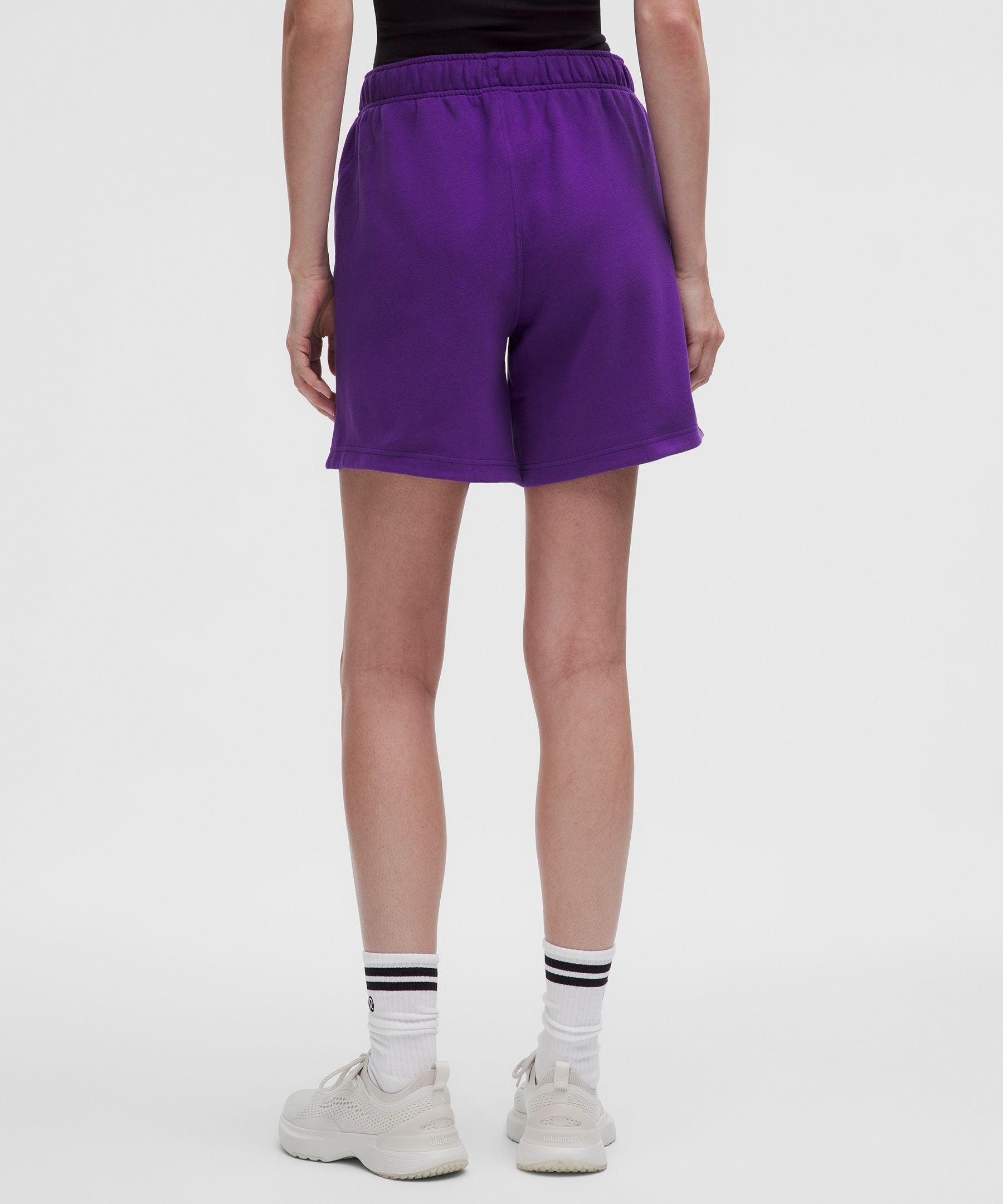 Lululemon Women's Scuba Mid-Rise Oversized Short 7" *Graphic