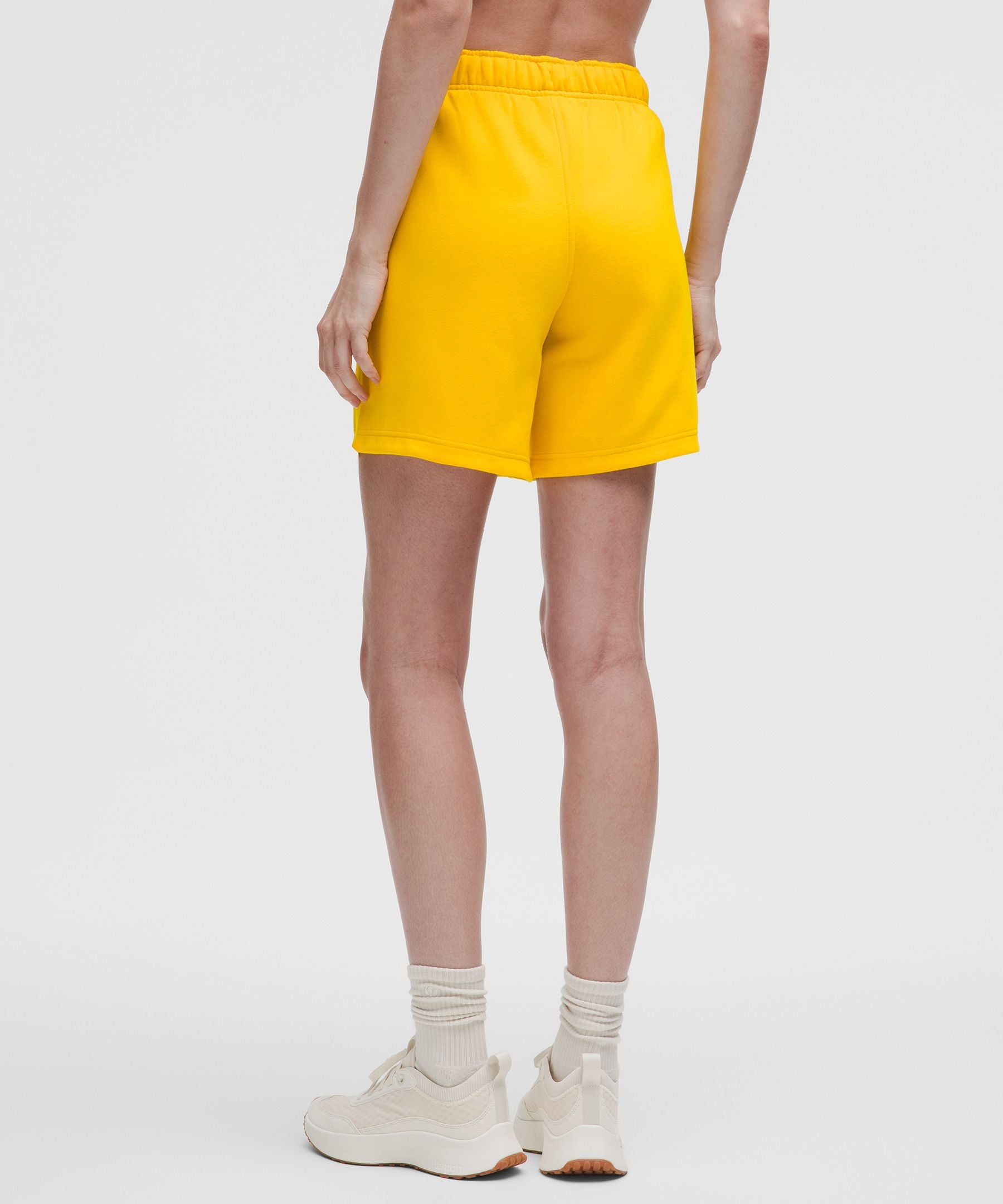 Lululemon Women's Scuba Mid-Rise Oversized Short 7" *Graphic