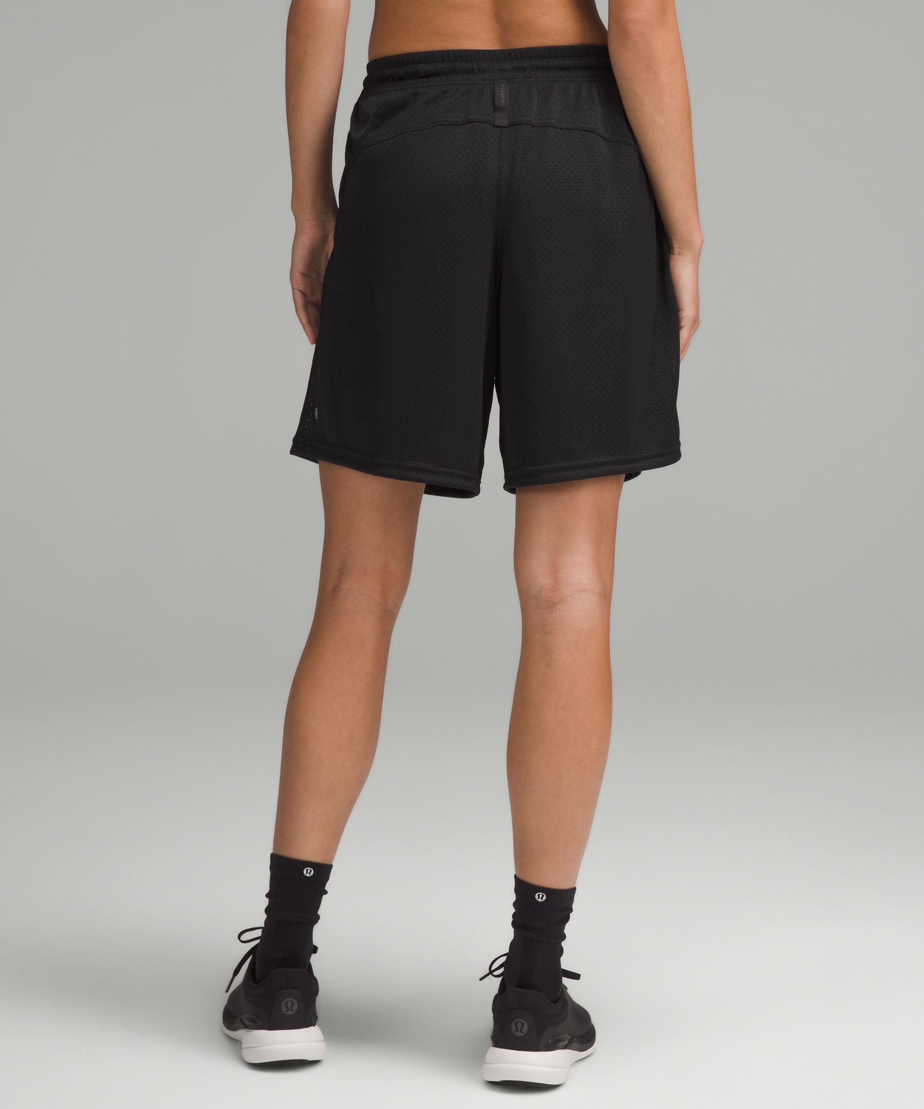 Lululemon Women's Relaxed-Fit Mesh Training Short 8"