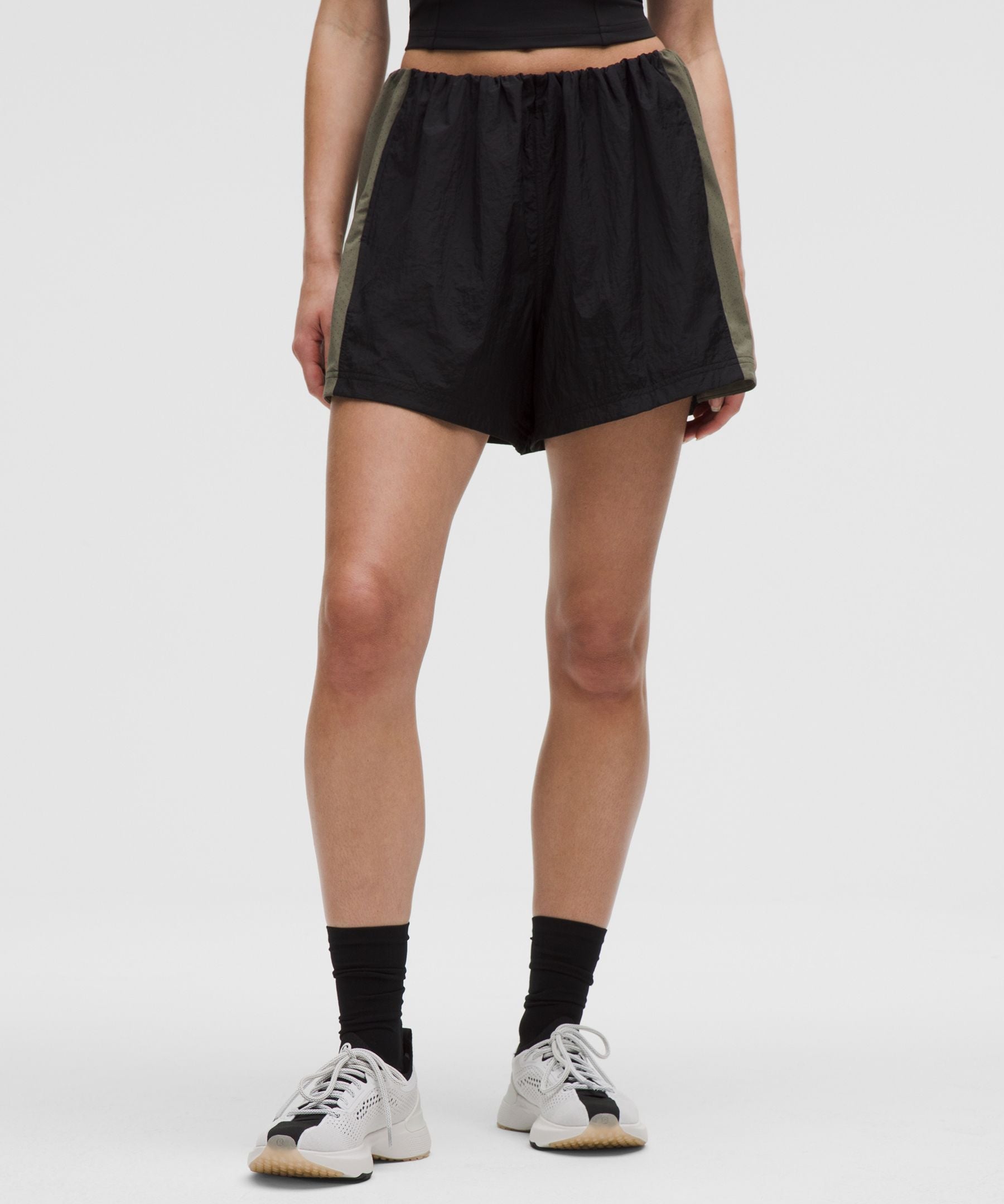 Lululemon Women's Nylon High-Rise Short 5" *Retro Remix Set
