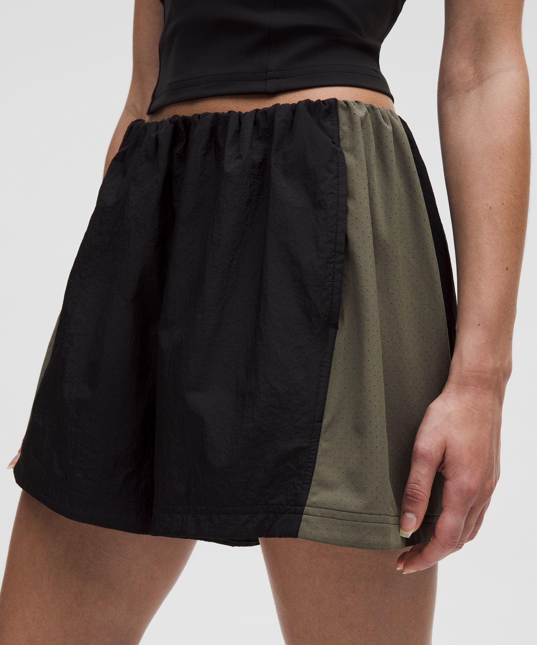 Lululemon Women's Nylon High-Rise Short 5" *Retro Remix Set
