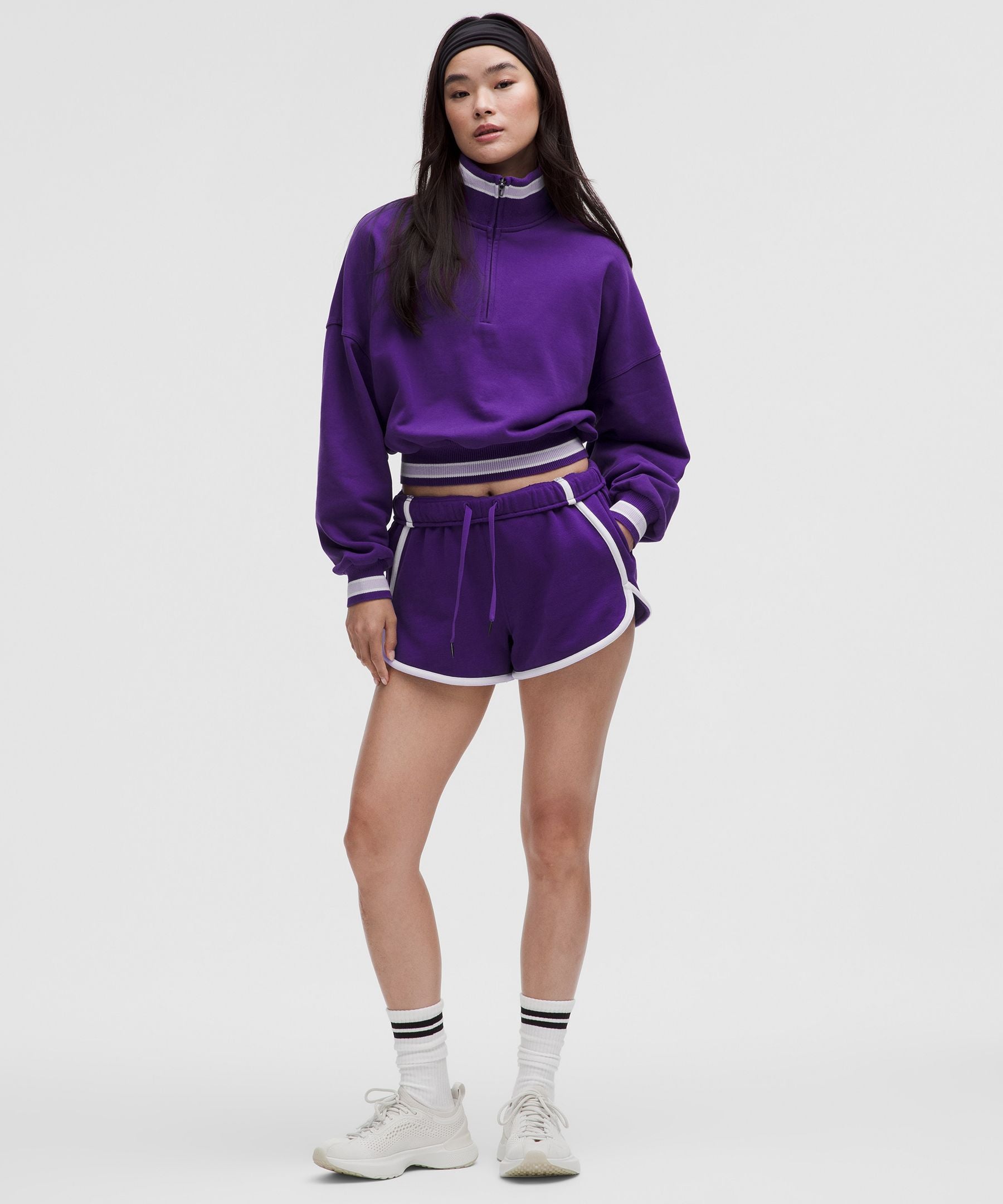 #color_college-purple/light-ivory