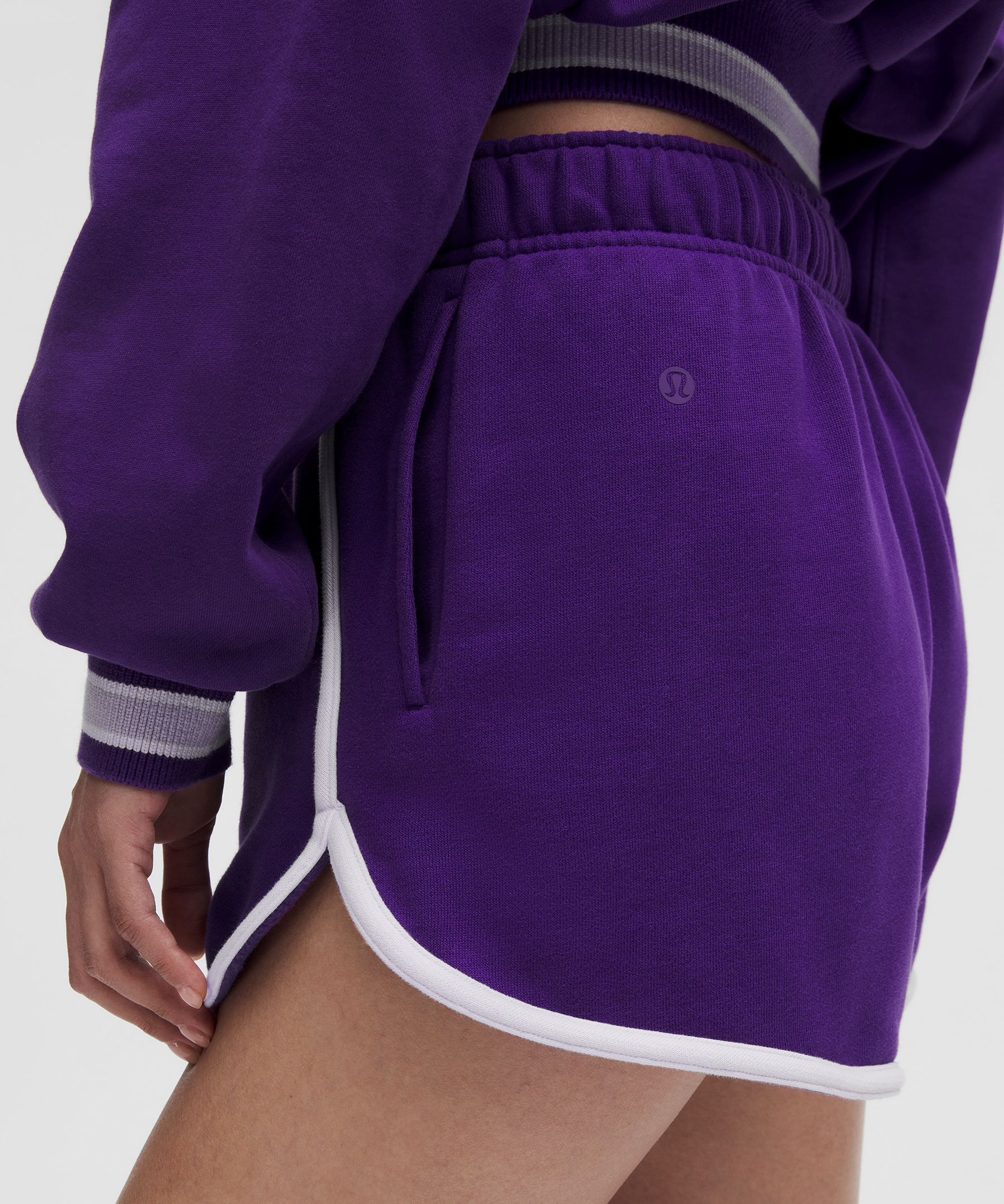 Lululemon Women's Scuba Mid-Rise Oversized Short 3" *Trim